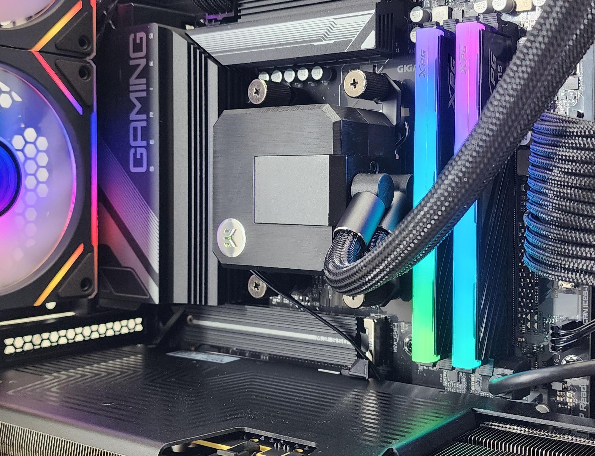 Gaming PC Ryzen 7 9700X 32GB RAM 2TB SSD RX 9070 XT 16GB Windows 11 Computer