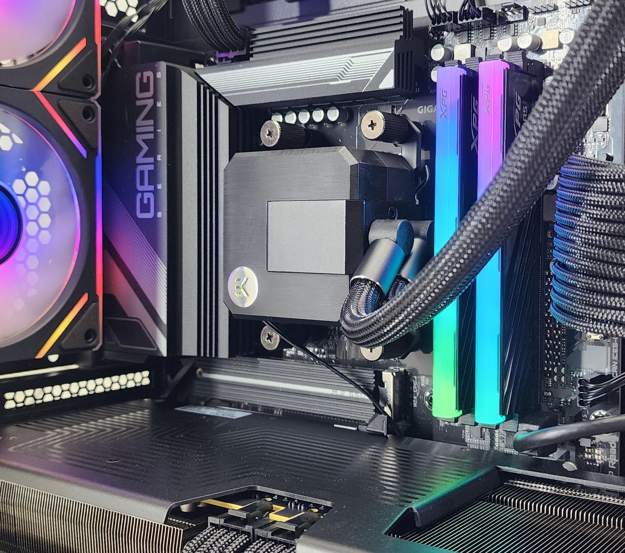 Gaming PC Ryzen 7 9700X 32GB RAM 2TB SSD RX 9070 XT 16GB Windows 11 Computer