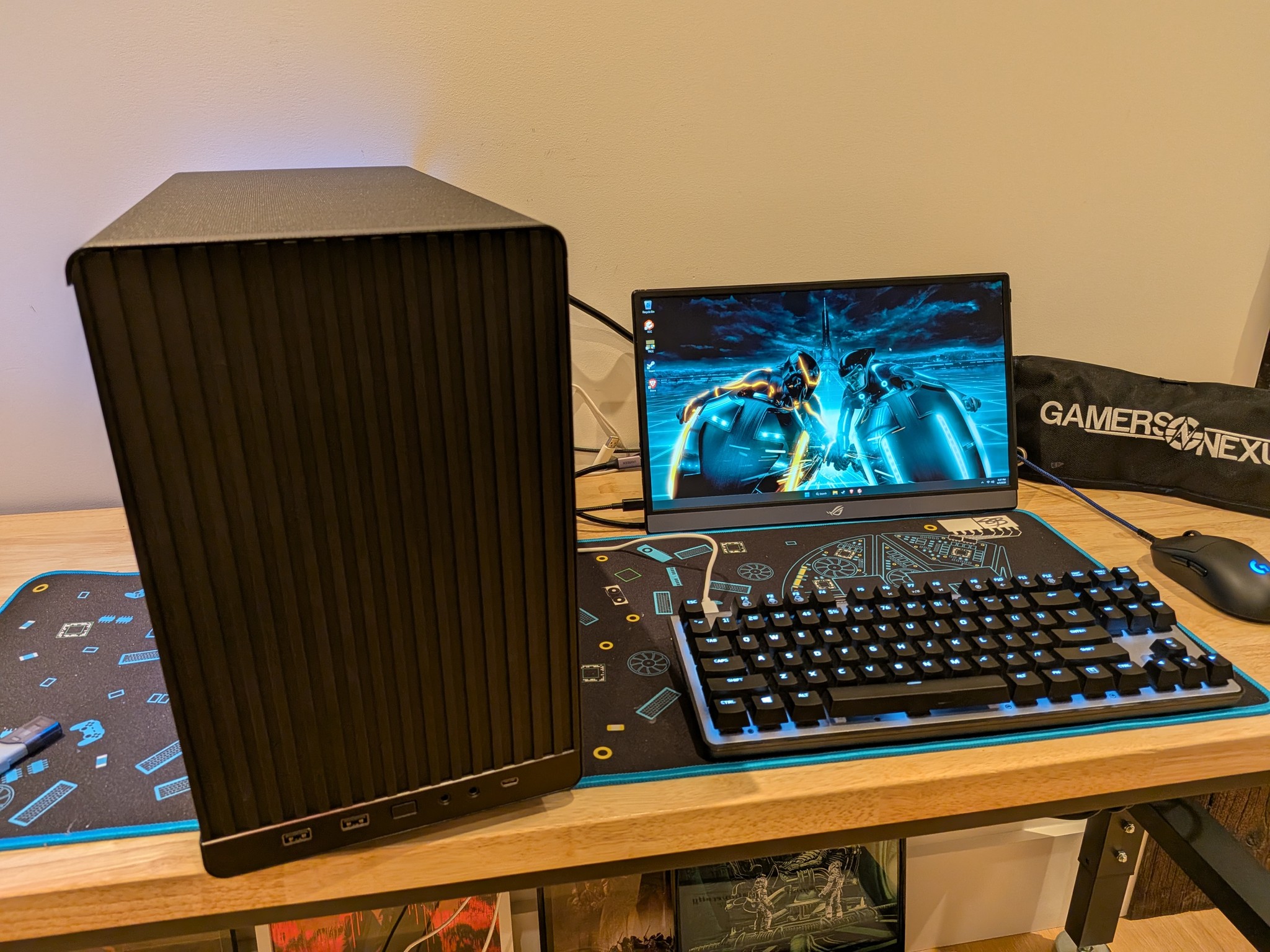 4K Lightcycle - RX 9070, Ryzen 5 7600X3D, 32 GB DDR5 RAM, 1 TB Gen 4 NVME, RGB, Liquid Cooled