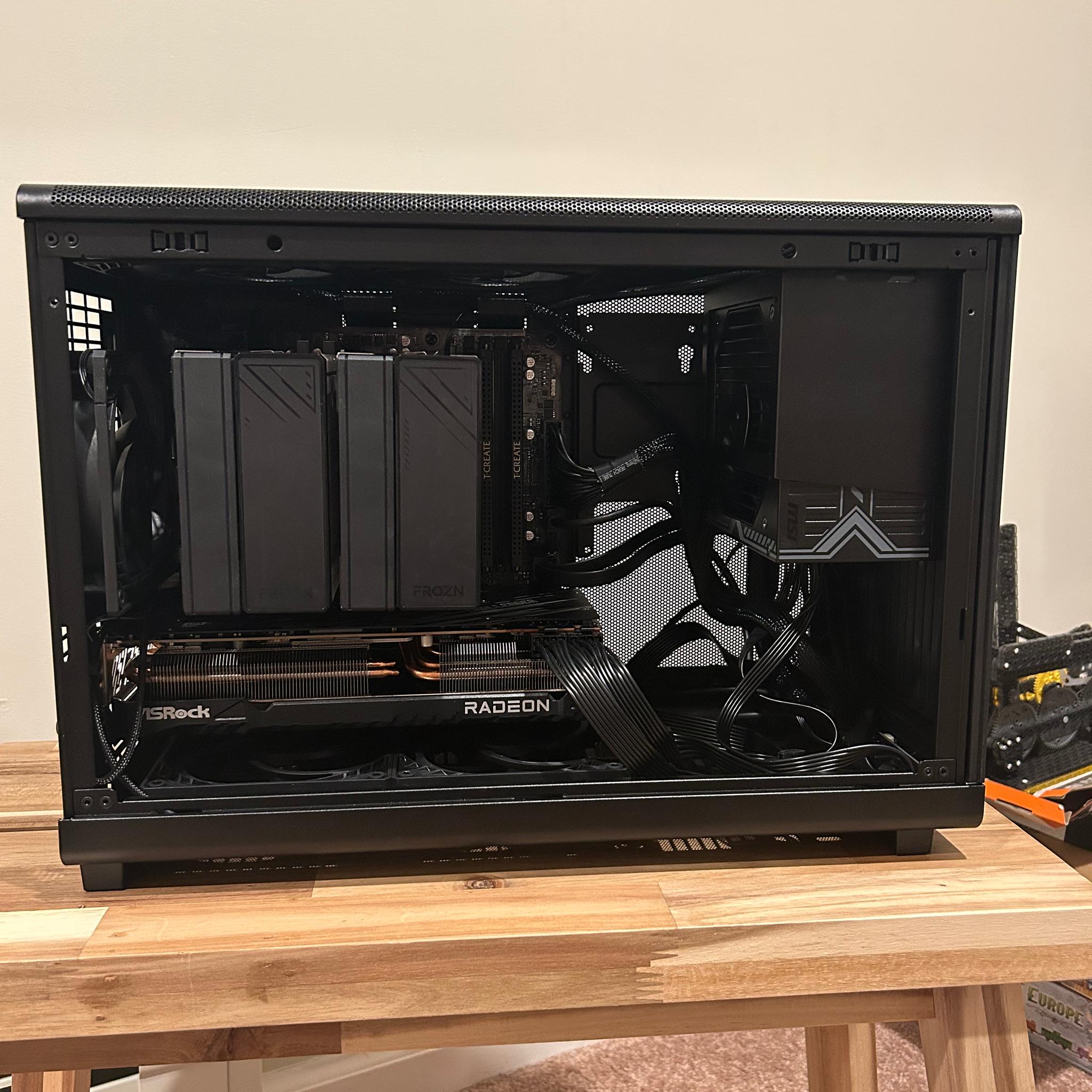 𝙉𝙞𝙣𝙟𝙖 - Small 1440p Silent Monster - 7600X/7800 XT/32 GB DDR5/1 TB SSD/W11 Pro