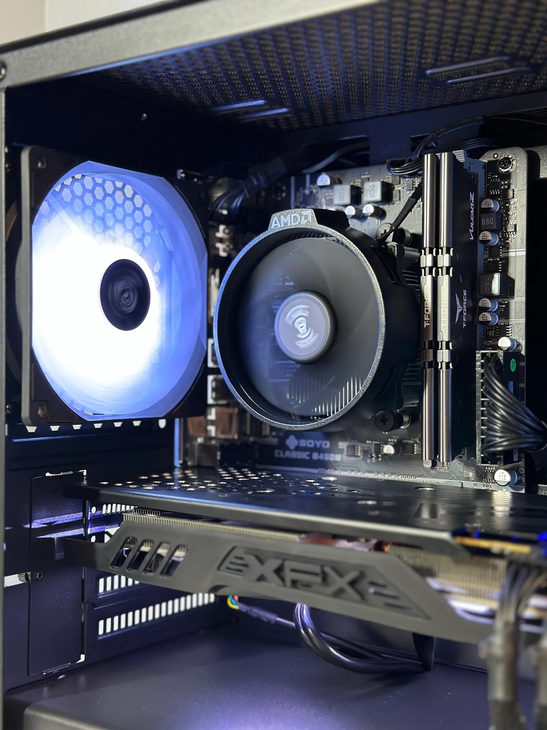 RX 580 8GB | AMD Ryzen 5 2600X | 16GB RAM | 500GB SSD | Custom