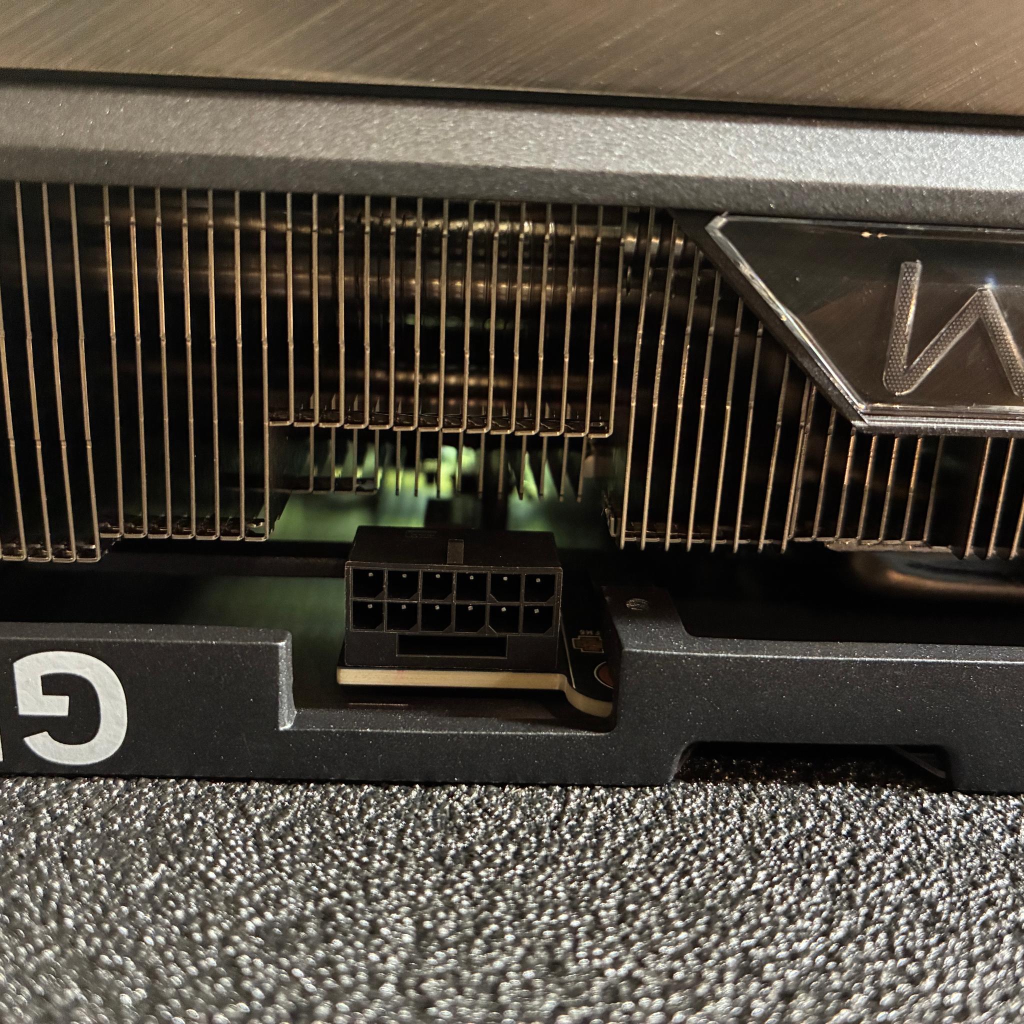 MSI GeForce RTX 5080 16G SUPRIM SOC Edition