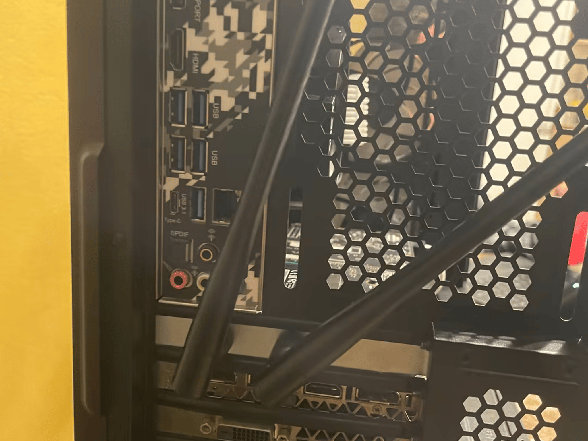 Sentinel | Ryzen 5 3600/Zotac 1070 Mid-Range Gaming PC
