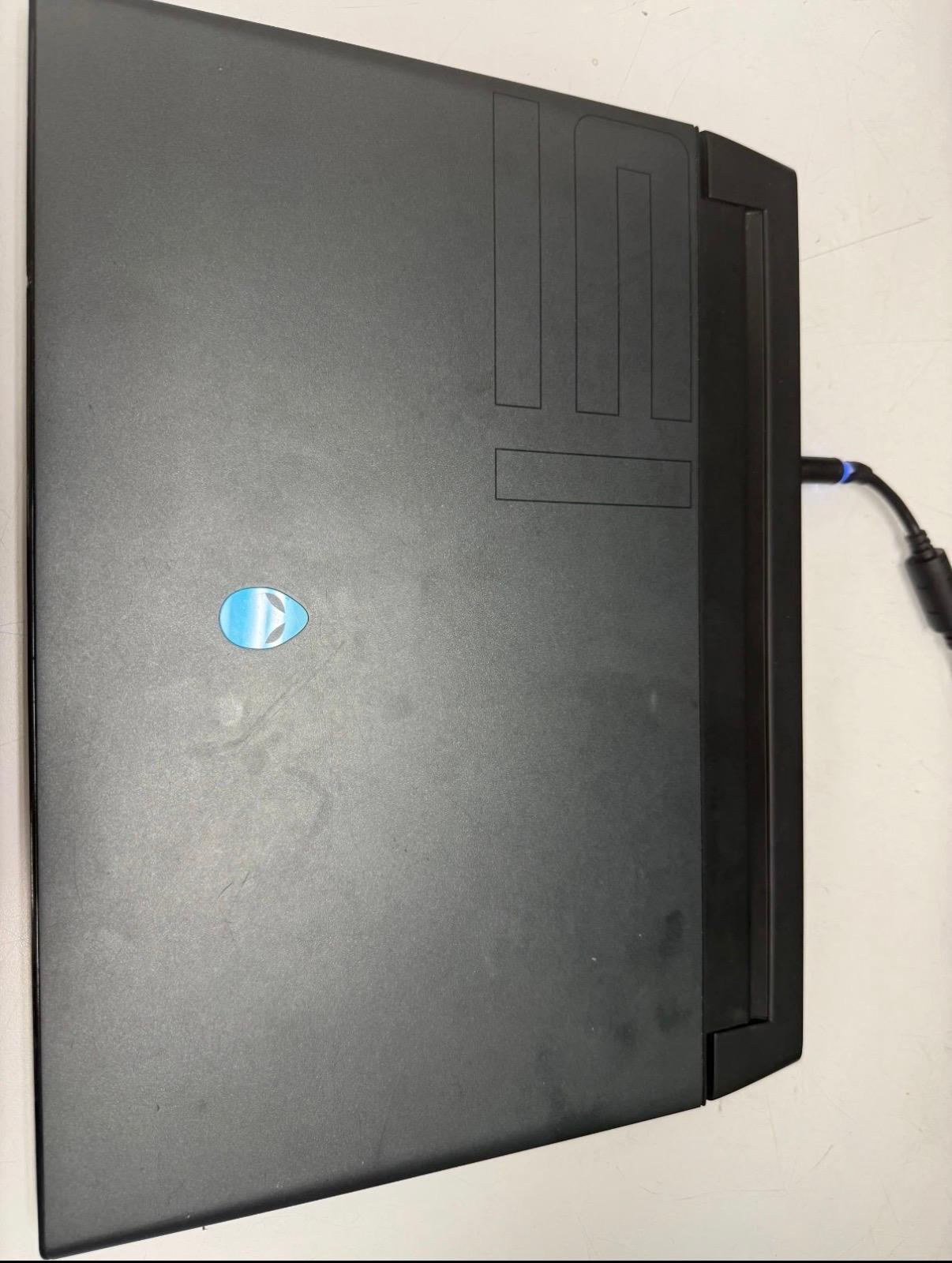 Dell Alienware M15 R3 Intel i7 10750H AMD RX 5500M 16GB RAM 512 GB NVME SSD