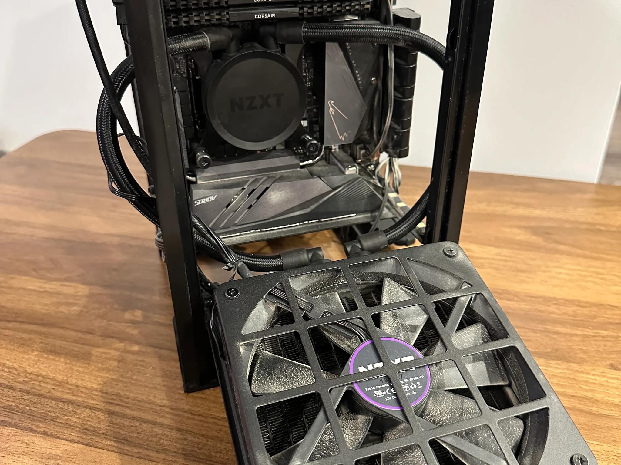 H1 ▪ i7-10700K ▪ Asus TUF 3080 OC ▪ 32GB DDR4 3000mhz ▪ 1x2TB & 1x1TB NVME SSD (3TB total)