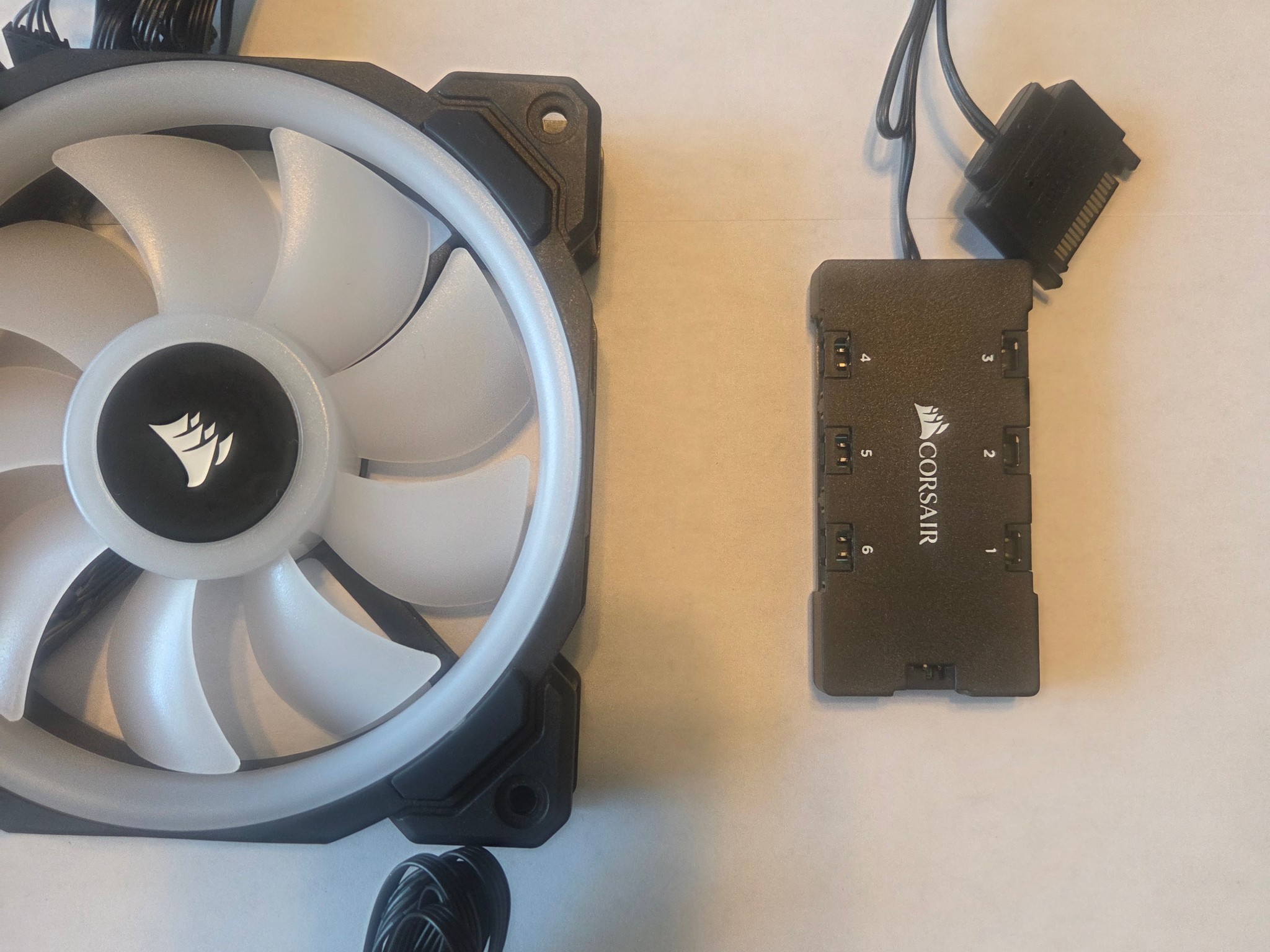 Corsair LL120 RGB Black 120mm Fan 5-Pack Bundle w/ Lighting Node PRO & Hub