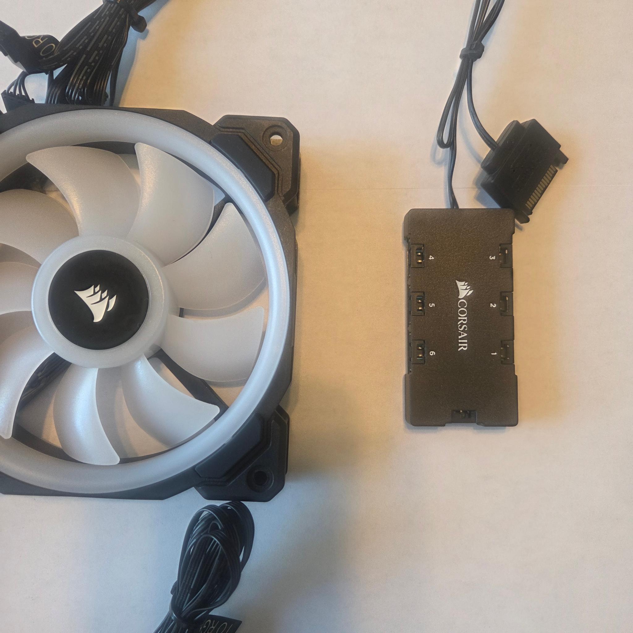 Corsair LL120 RGB Black 120mm Fan 5-Pack Bundle w/ Lighting Node PRO & Hub