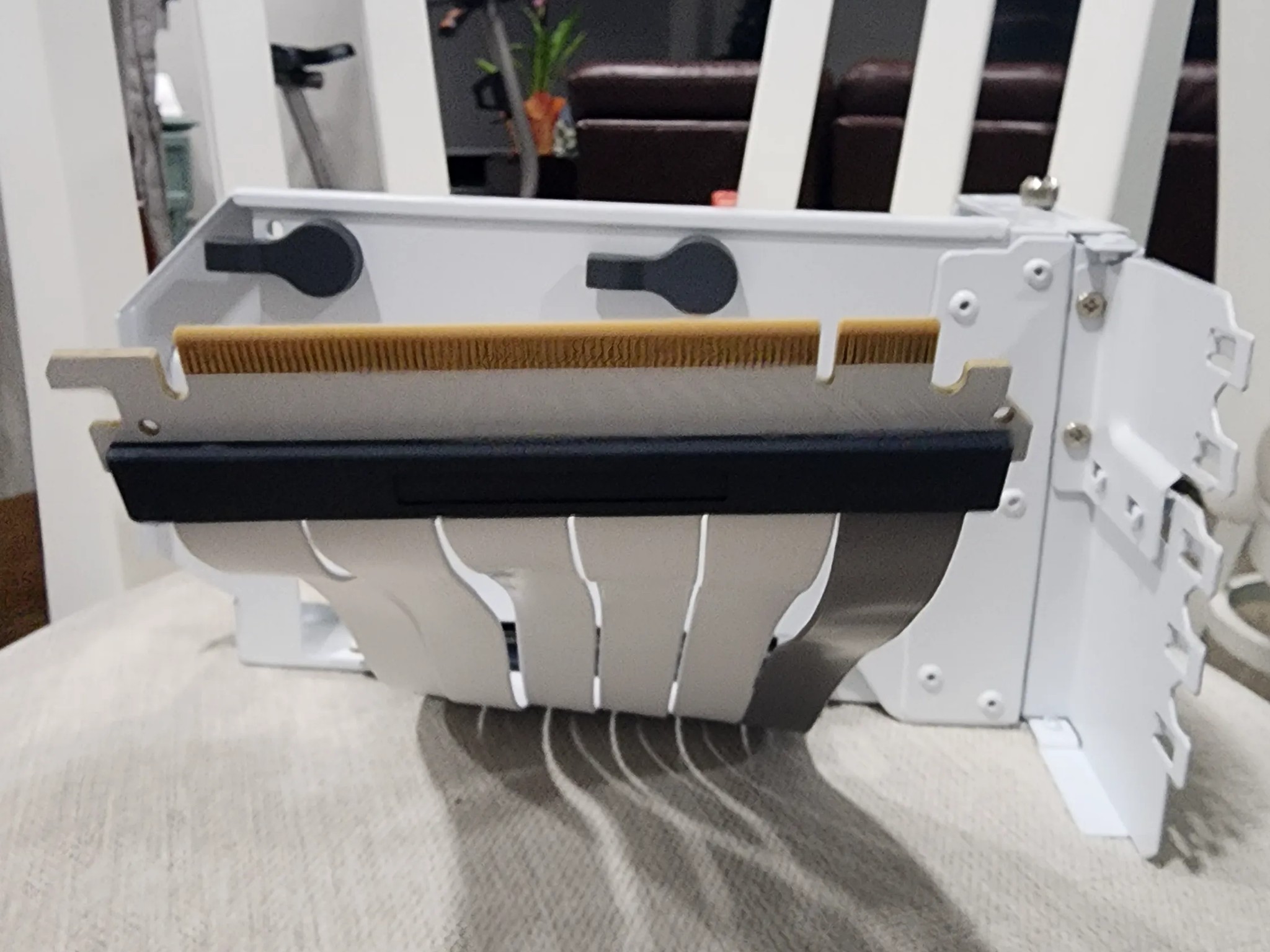 Cooler Master Vertical GPU mount with riser