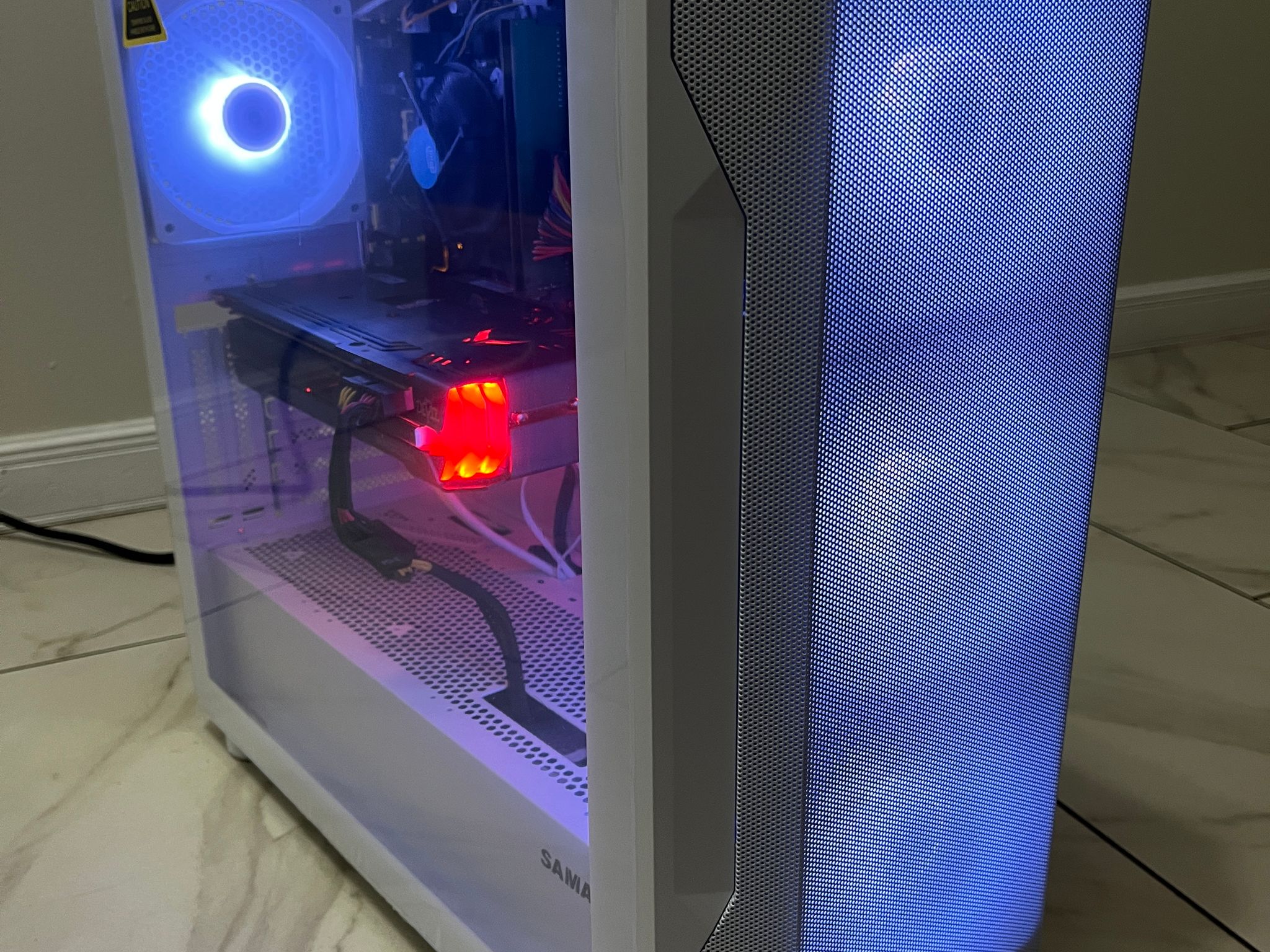 AMD RX 6600 XT, Intel Core i5-9400, 16GB RAM, 500 GB SSD, High FPS Gaming PC w/ Wi-Fi & BT