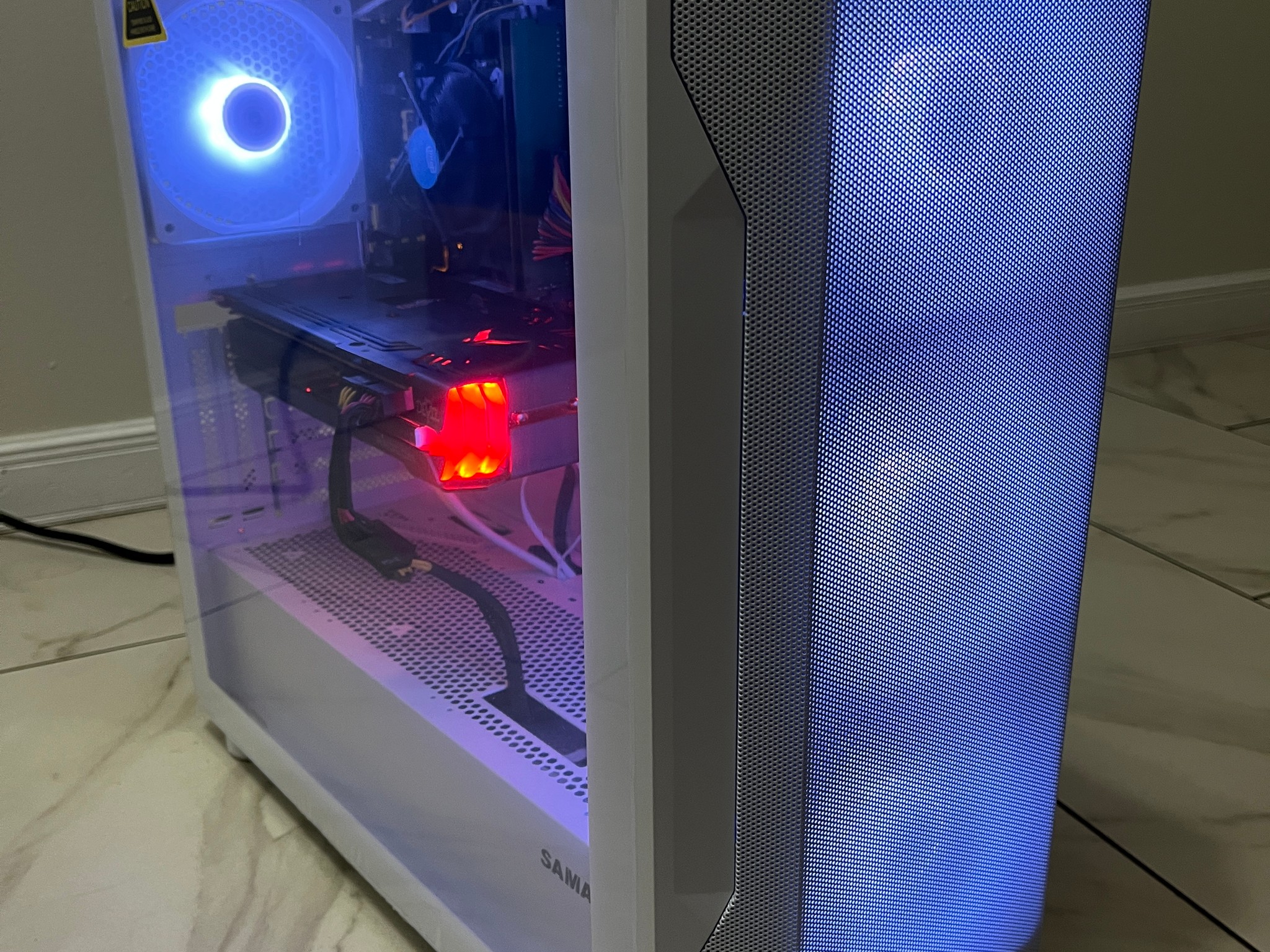 AMD RX 6600 XT, Intel Core i5-9400, 16GB RAM, 500 GB SSD, High FPS Gaming PC w/ Wi-Fi & BT
