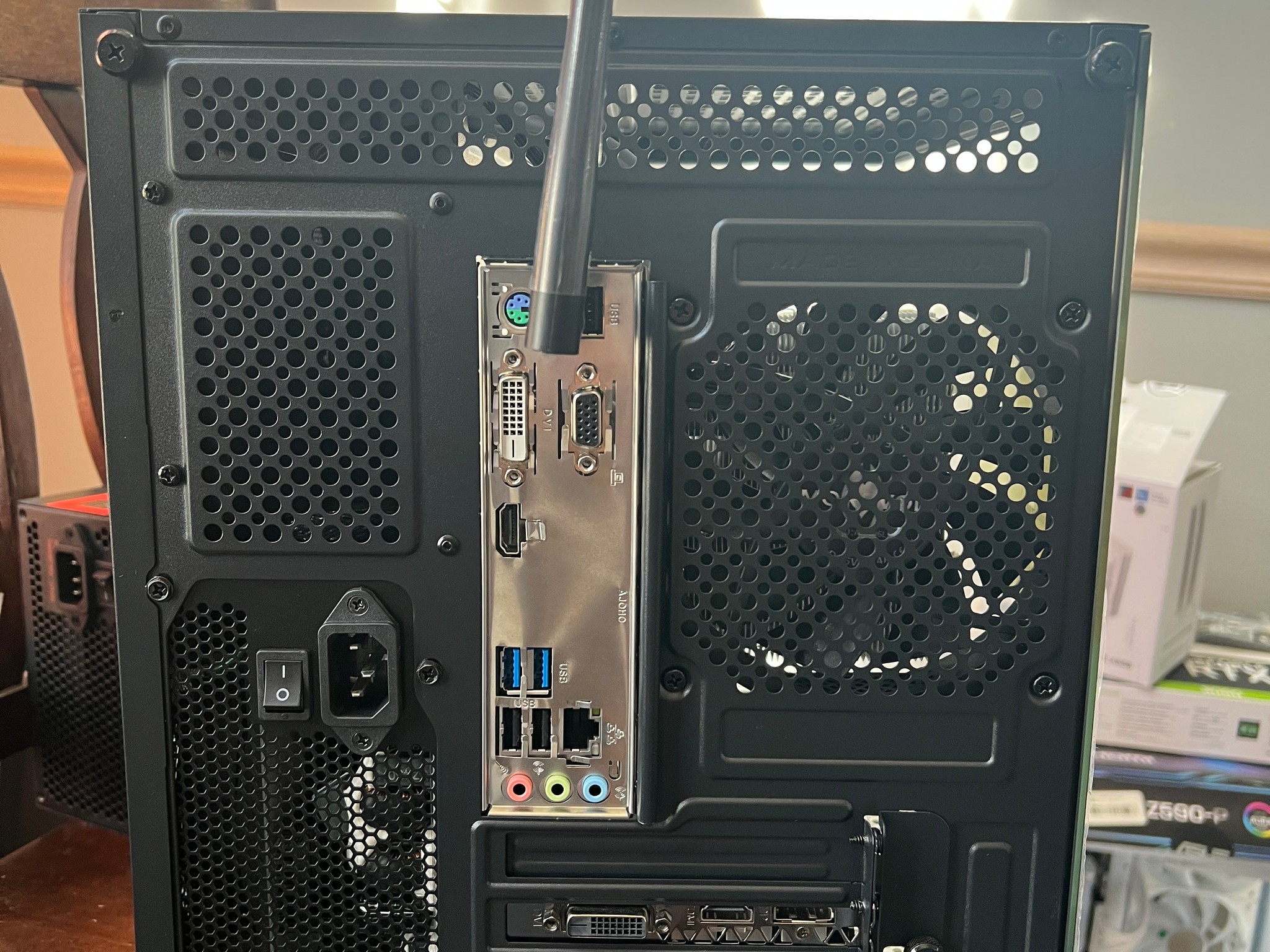 Intel i5 9500 |GTX 1650 Super | 16 GB DDR4 RAM