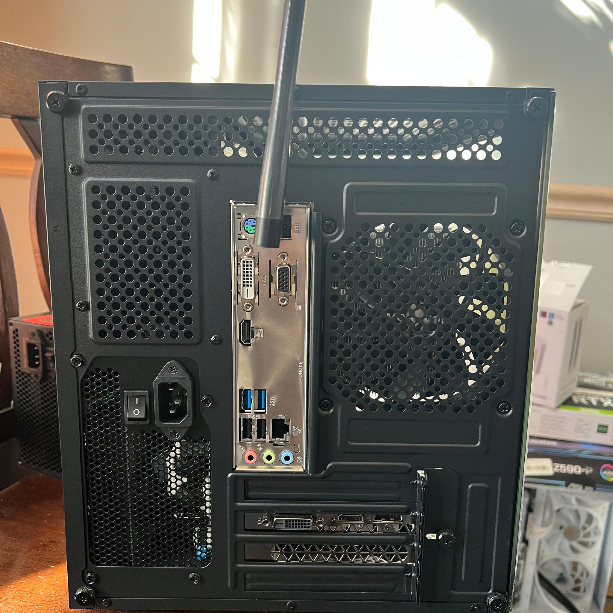 Intel i5 9500 |GTX 1650 Super | 16 GB DDR4 RAM