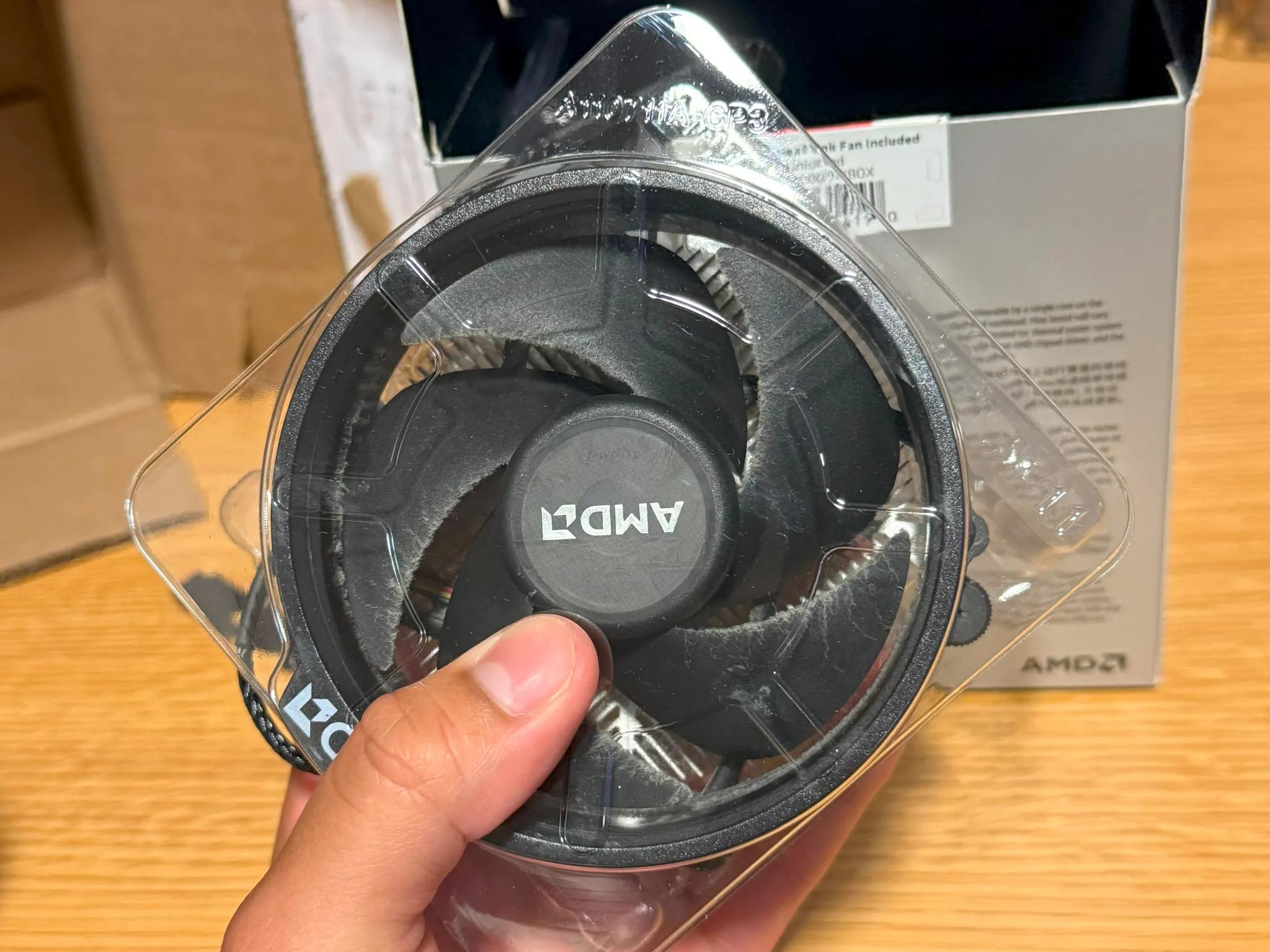 Ryzen 5 5600 6 Core 12 Thread 4.4 GHz w Wraith Stealth Cooler AM4