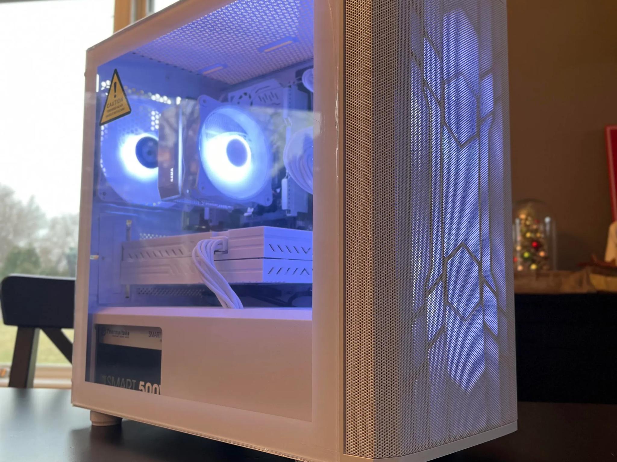 ALL WHITE GAMING PC | RX 580 | XEON 2640 V3 | 16GB DDR4 | 500GB NVME