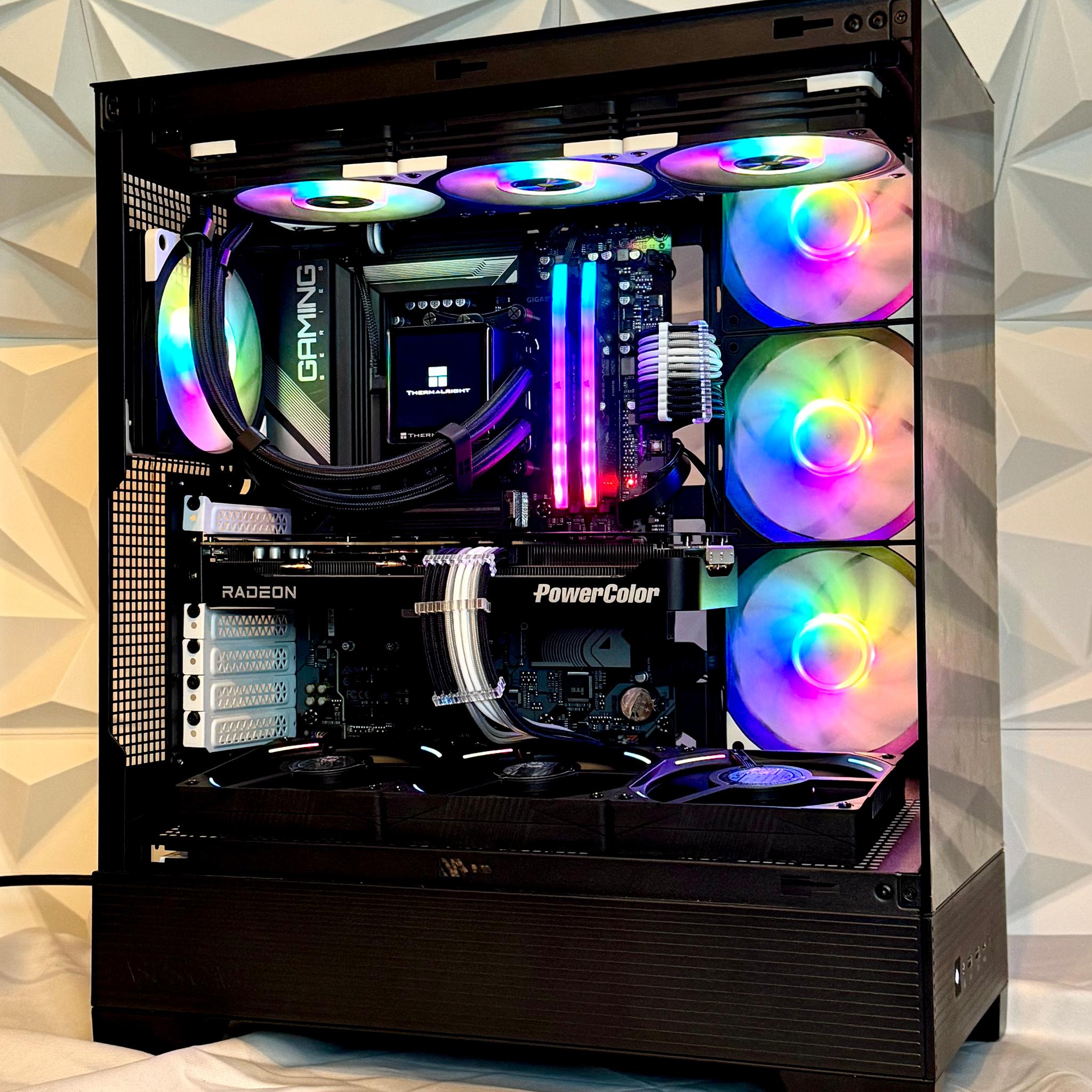 ⚫️🐰|High-end Gaming Pc| Ryzen 9 9900x, 9070xt, 32gb, 5tb, Wifi