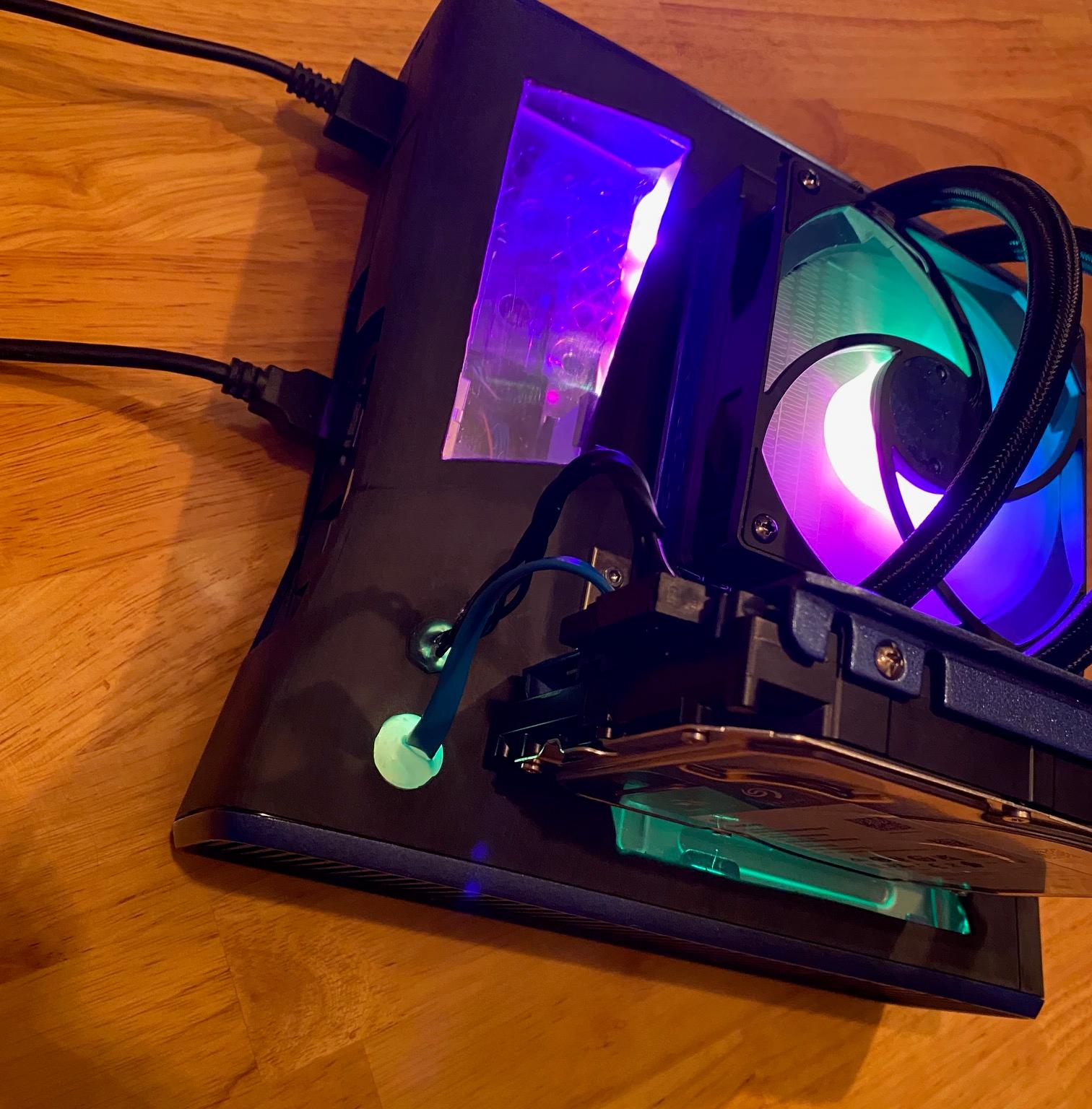Custom RGH3 Xbox 360 slim | Liquid cooled | 8 TB | RGB lighting | W Custom controller and Kinect