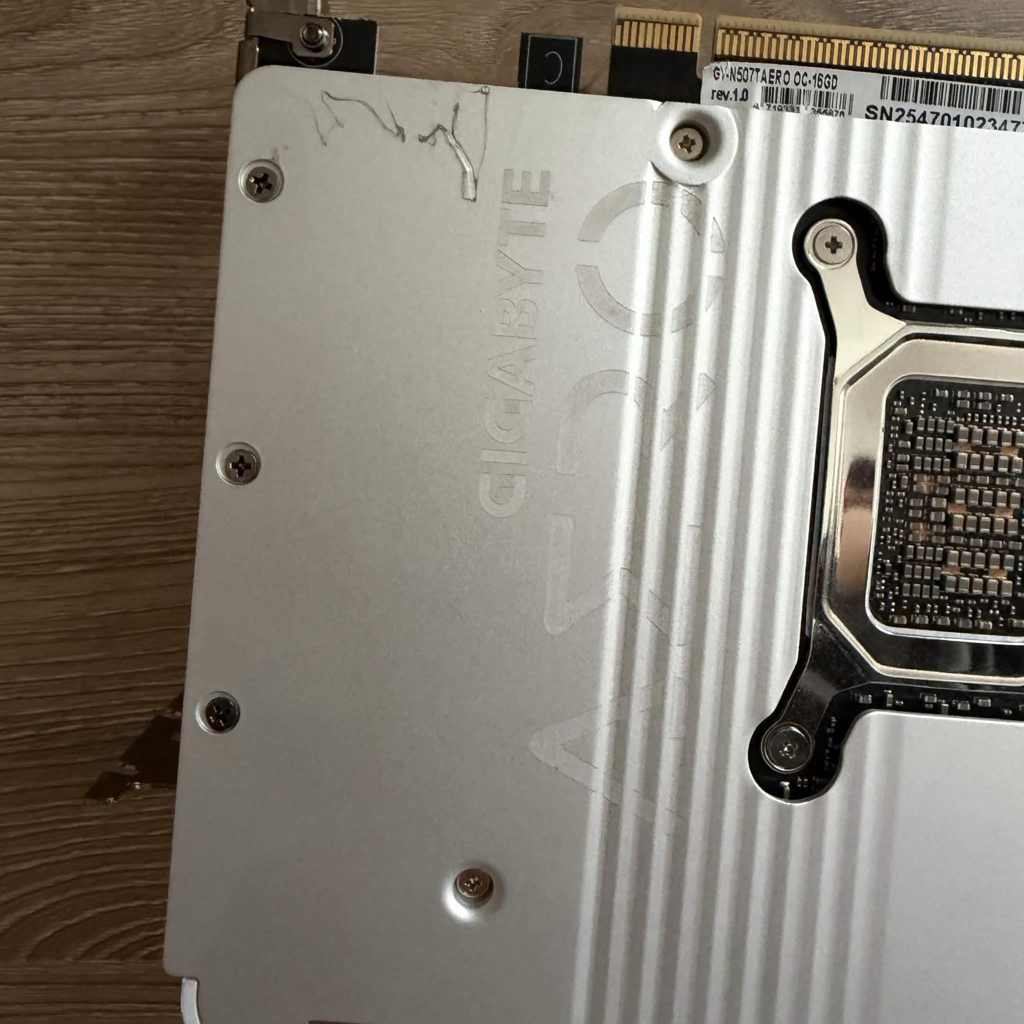 Gigabyte 5070 ti aero oc