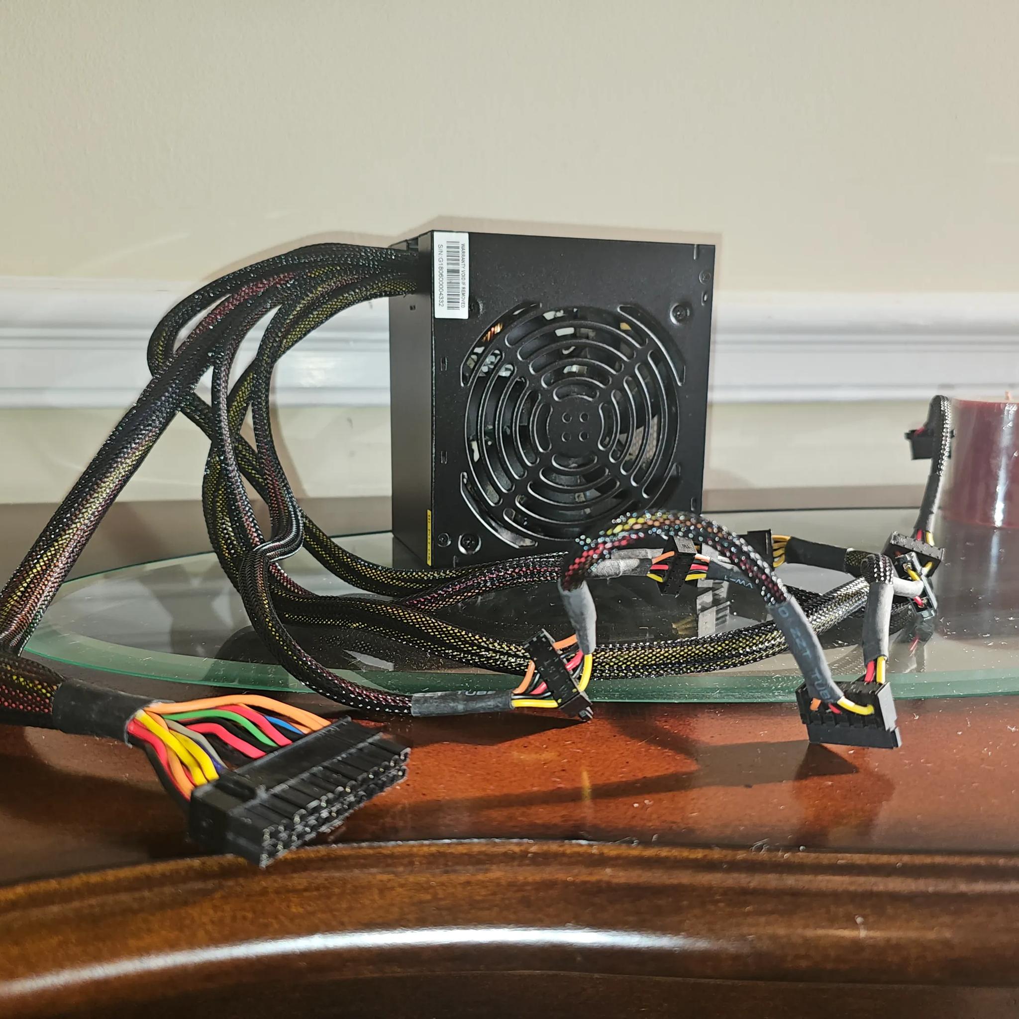 Power Supply Channel Well Technology 500W 80+ Bronze - GPT500S-A