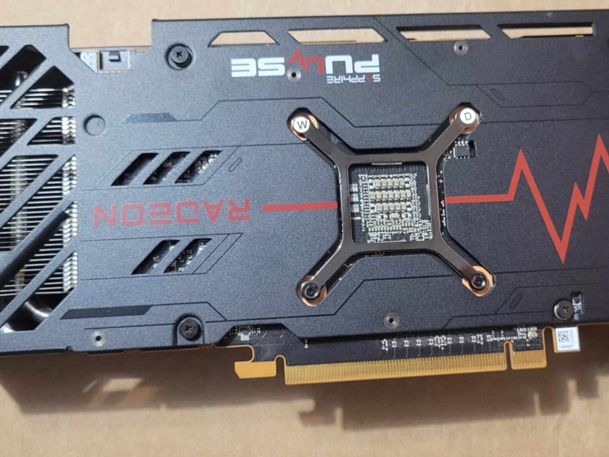 Sapphire Pulse 6600XT 8GB GPU