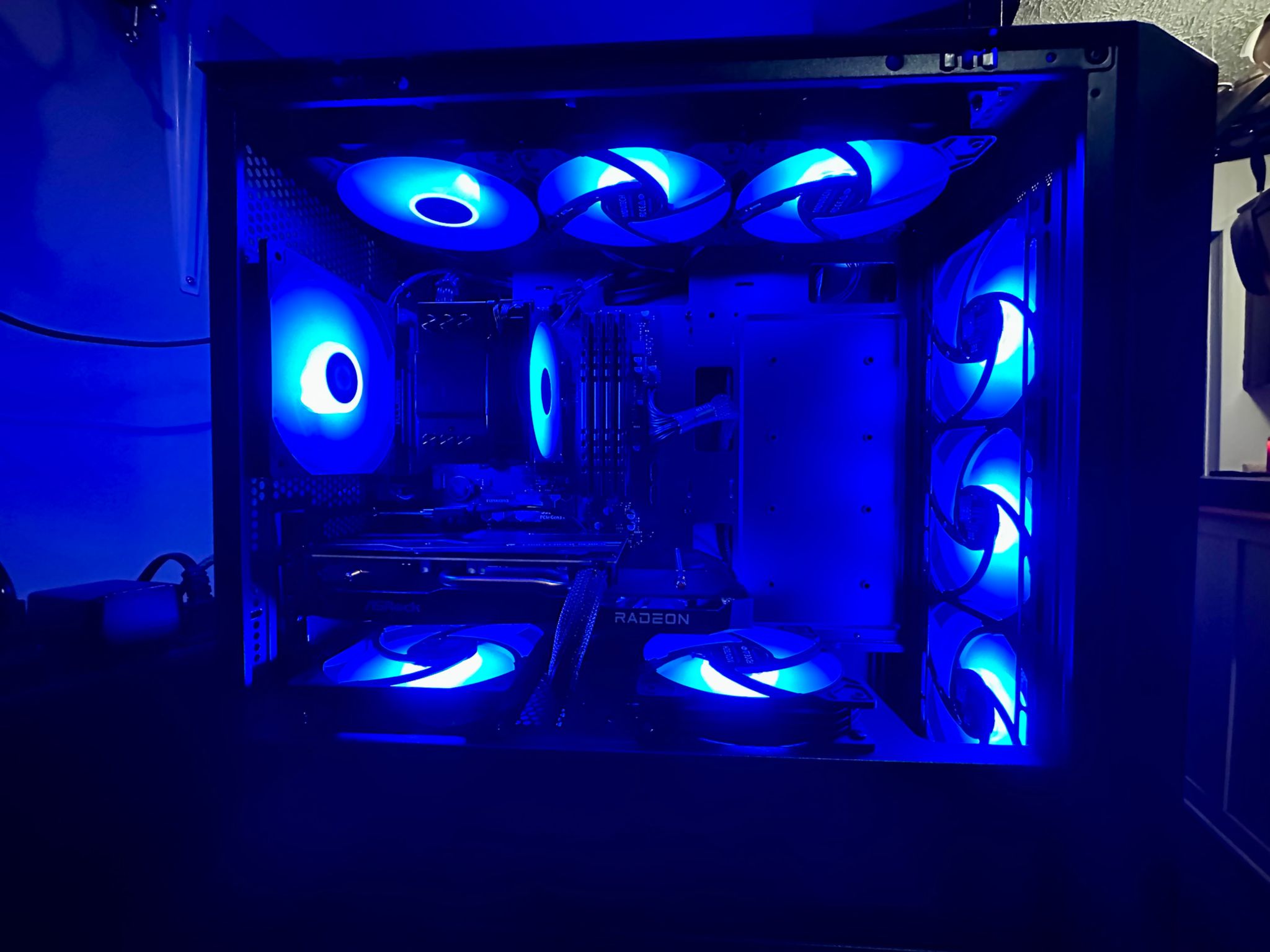 1080p Gaming PC | Ryzen 5 3600 | RX 6650 XT | 32GB RAM | 512GB M.2 NVMe | Wifi + BT | Windows 11