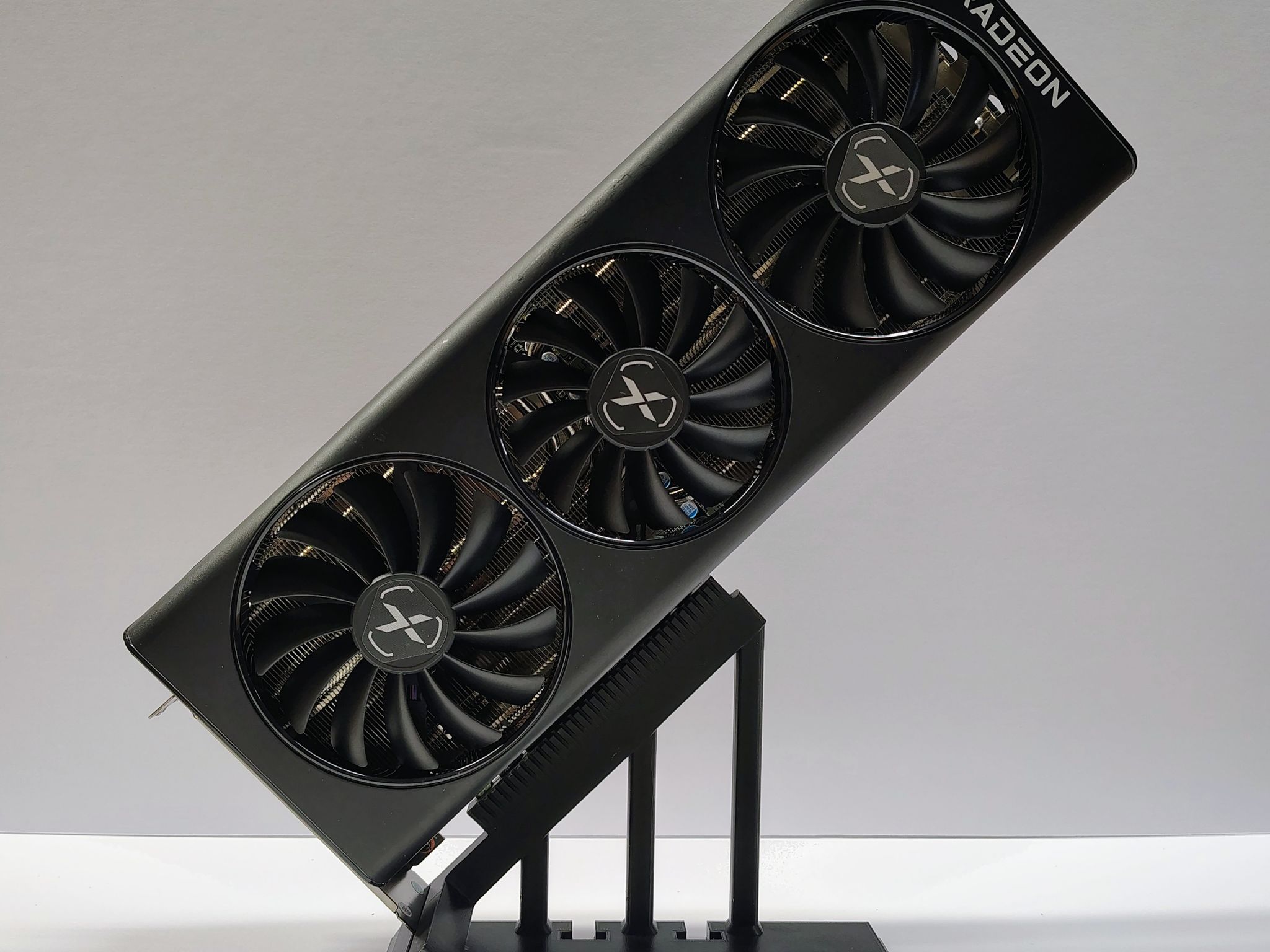 XFX Speedster SWFT 319 Radeon RX 6800