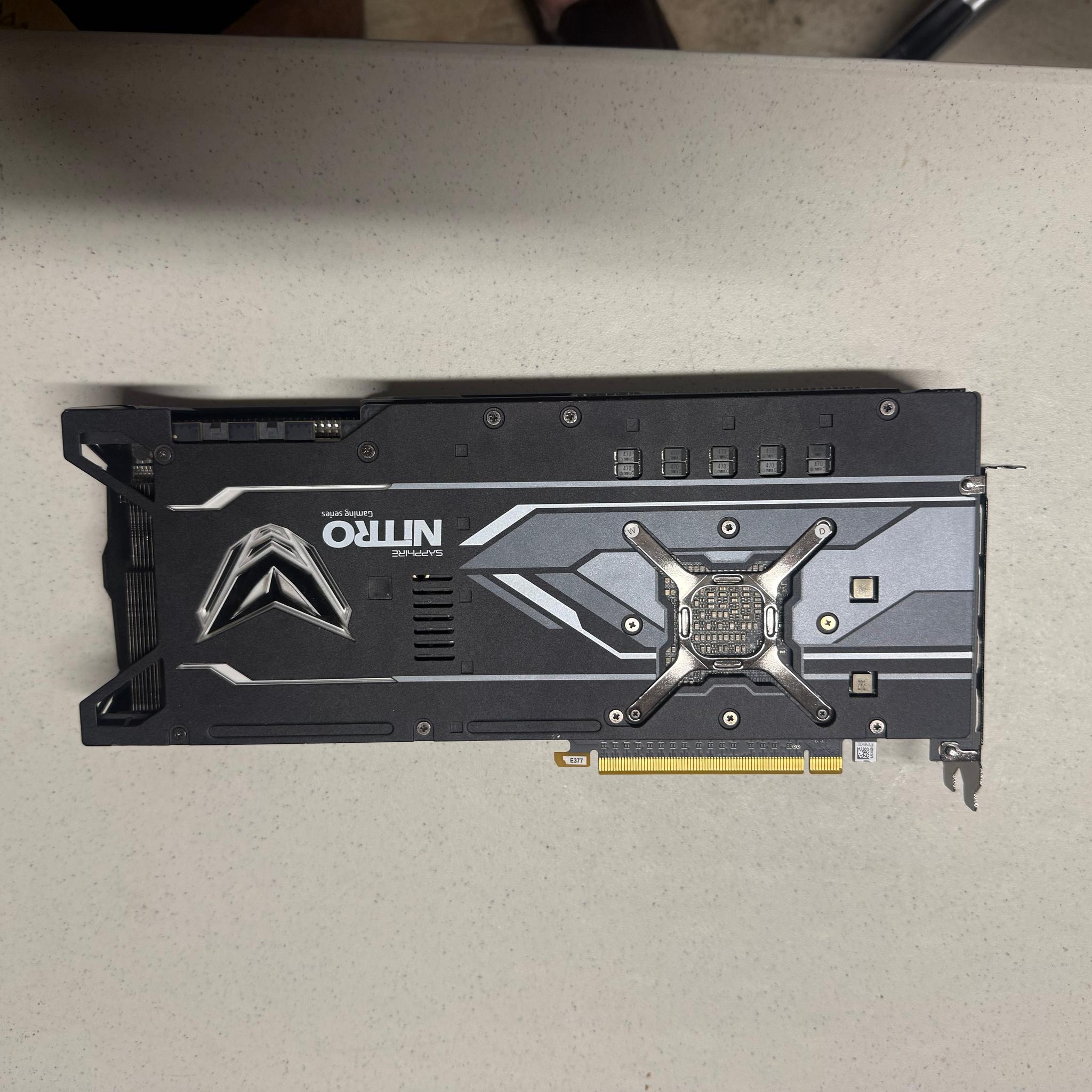SAPPHIRE NITRO+ Radeon RX VEGA 64