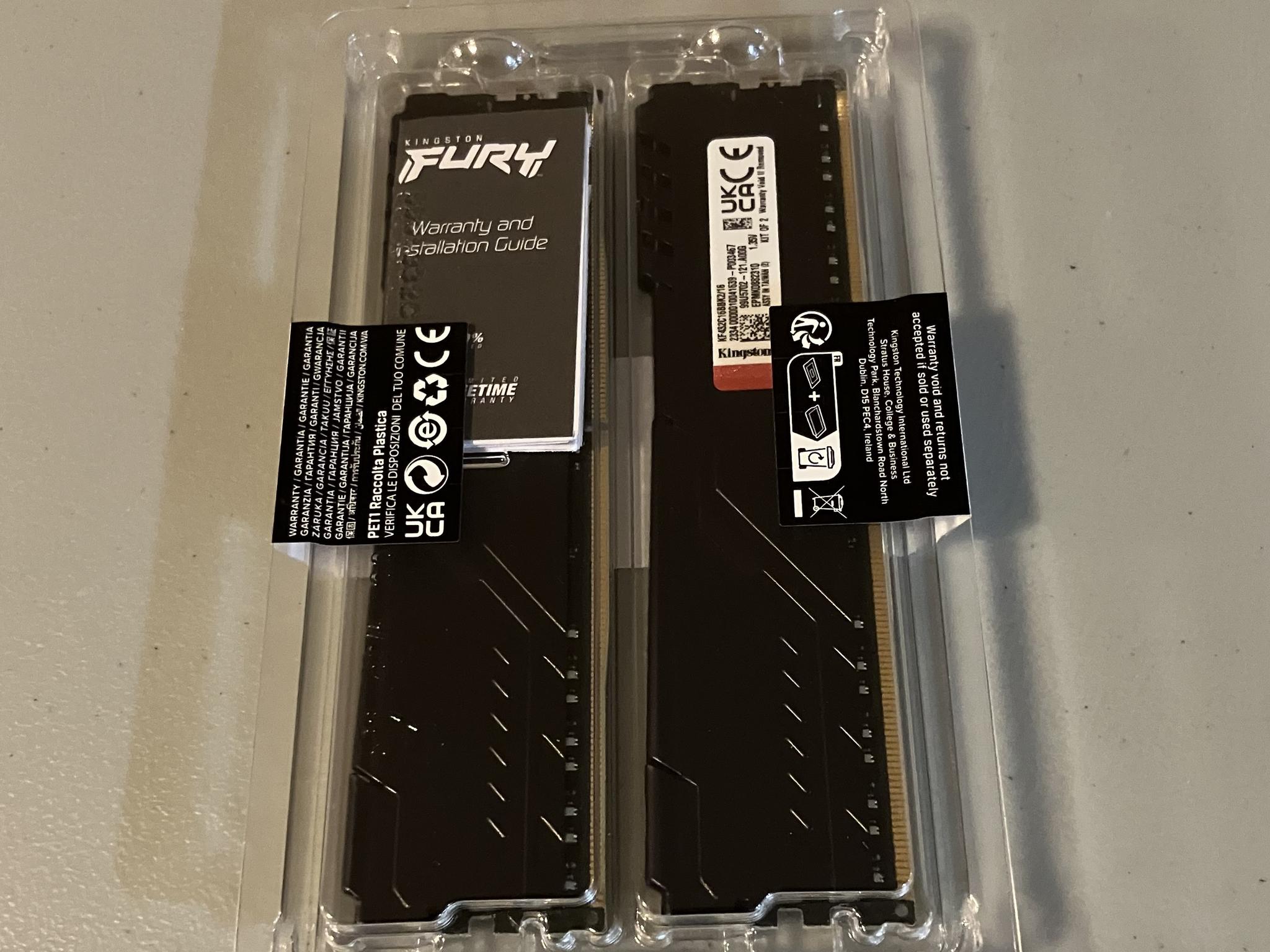 2x8GB Kingston Fury DDR4 RAM