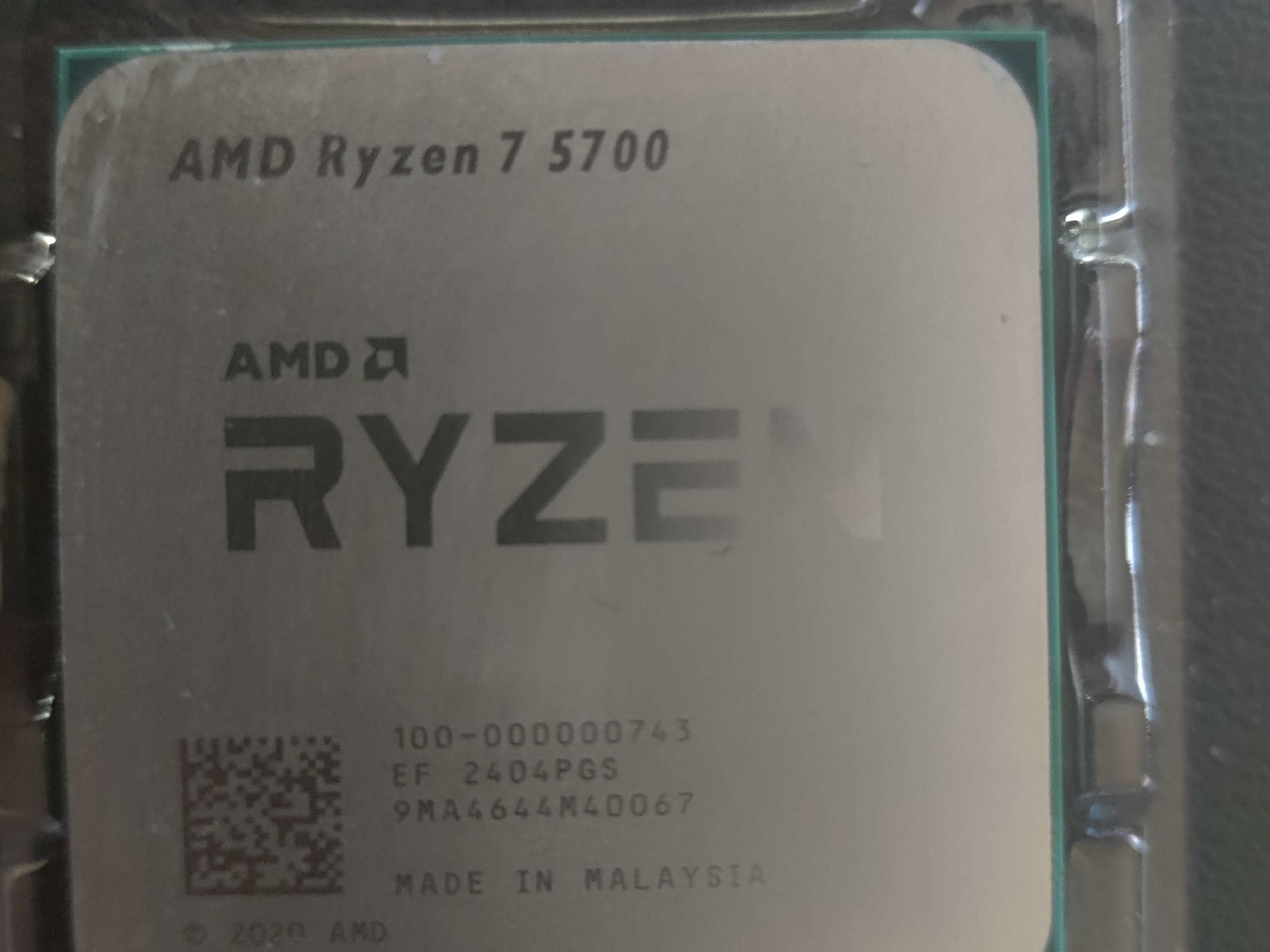 AMD Ryzen 7 5700