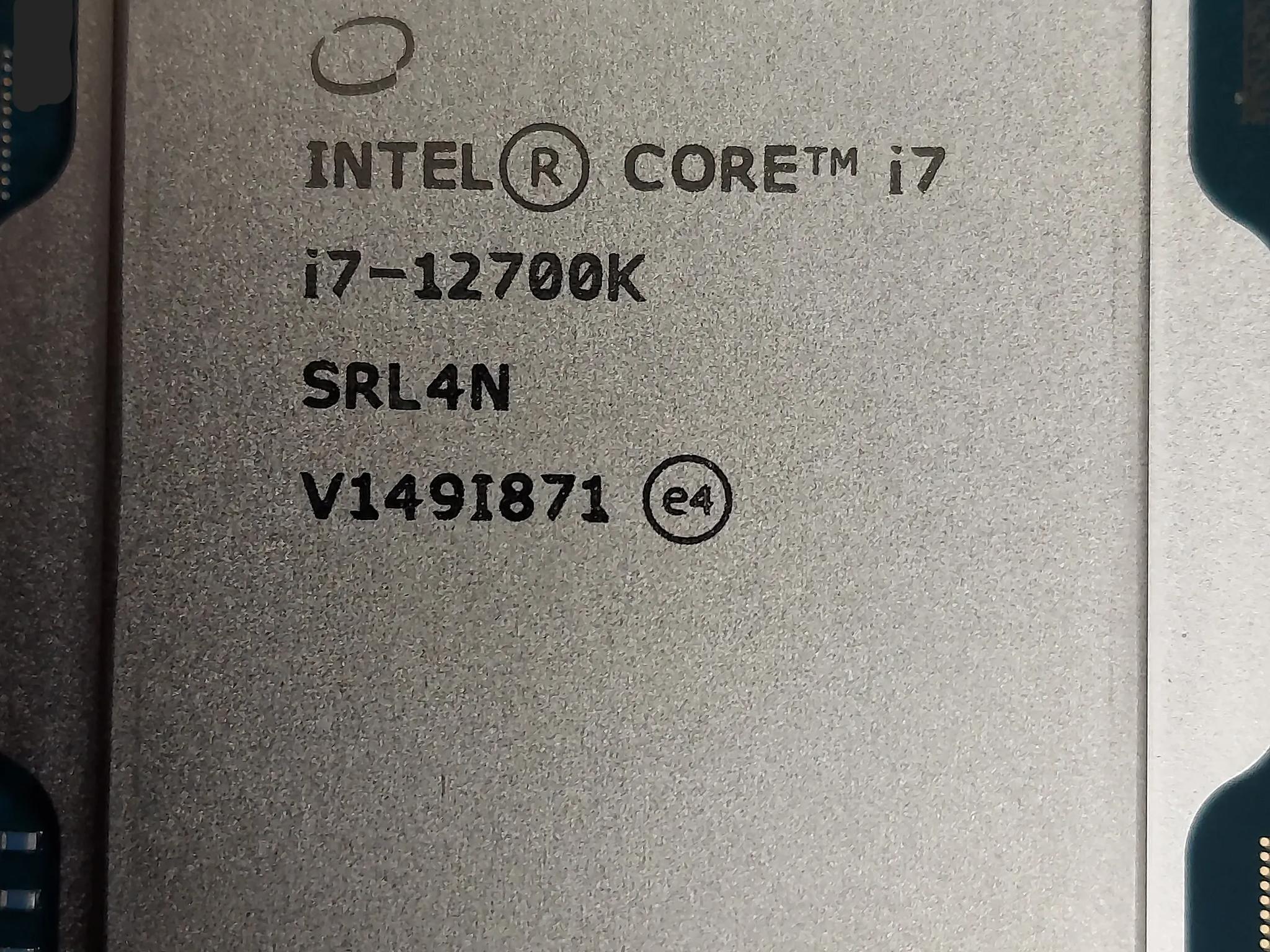 Intel i7-12700k