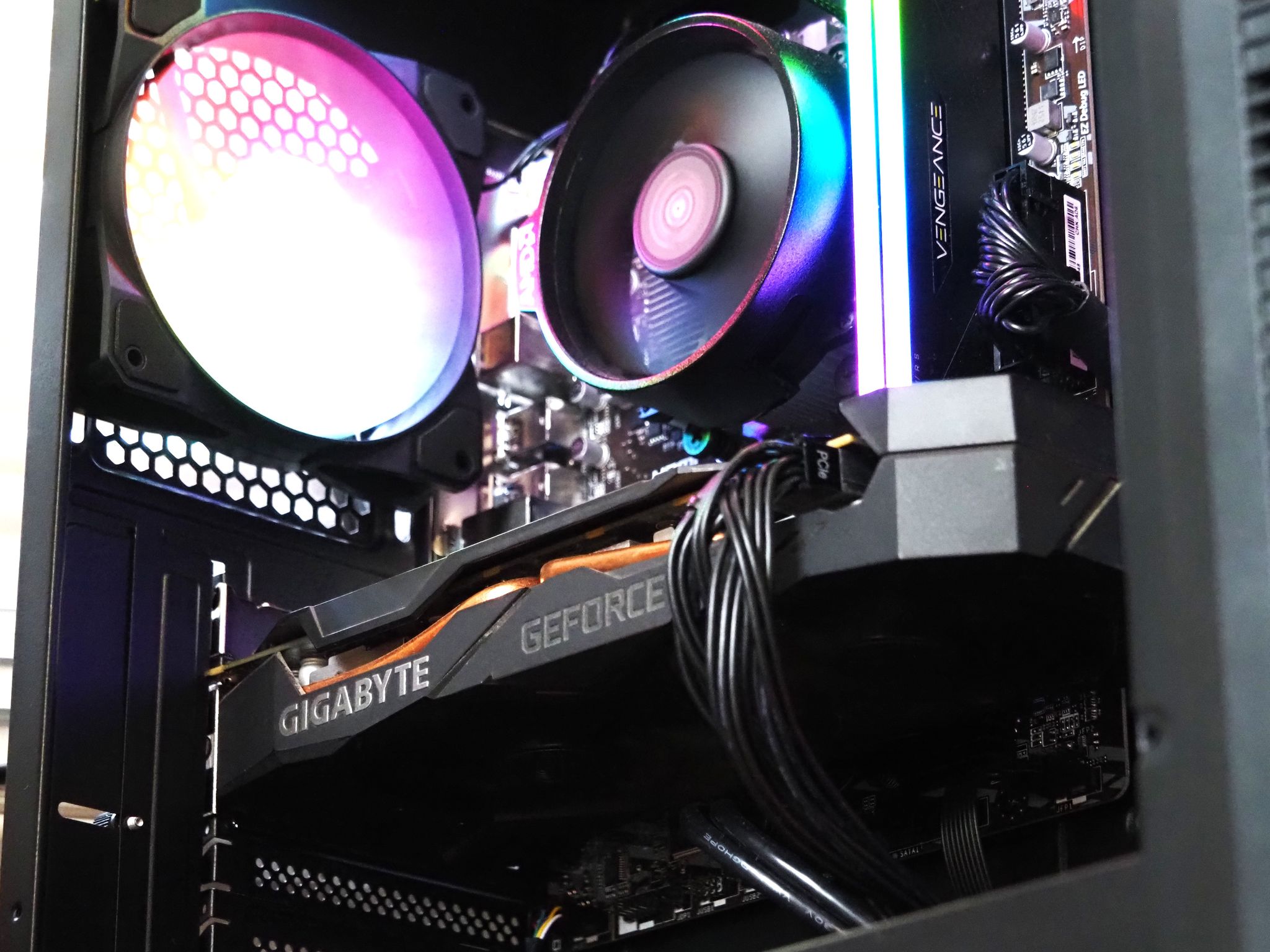🎮 High Performance Gaming PC – Ready to Plug In and Play!