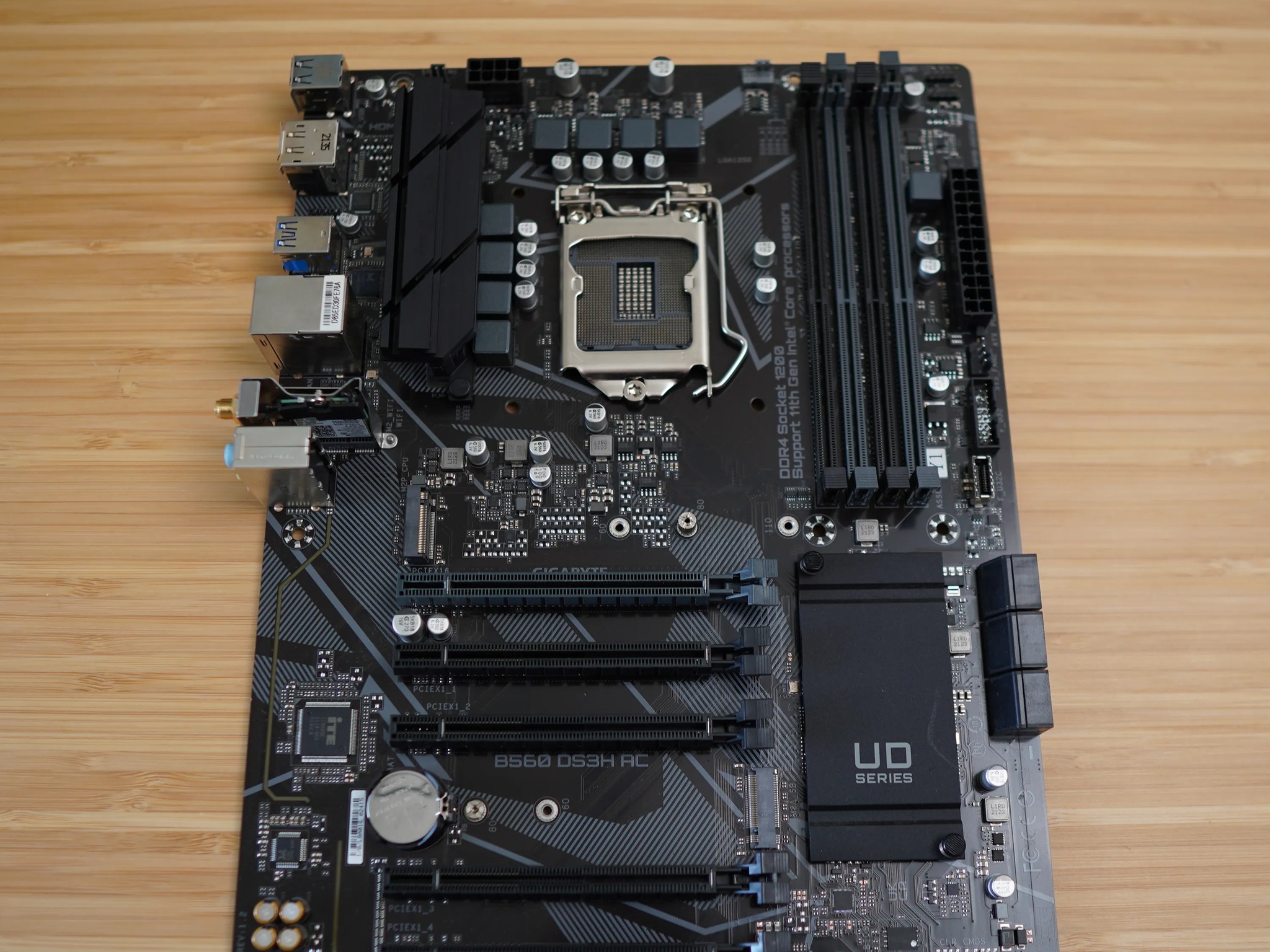 Gigabyte b560 ds3h ac