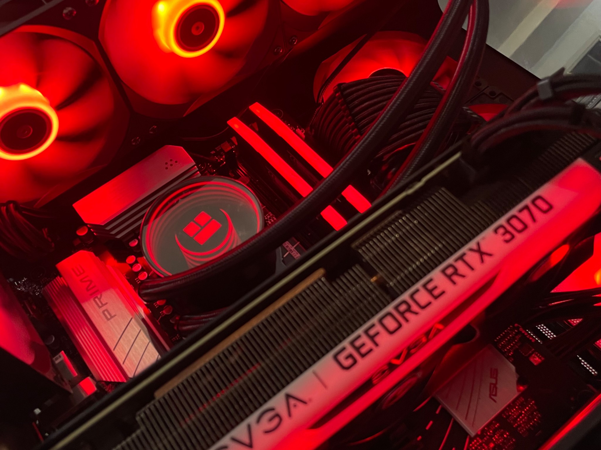 Gaming Pc: Ryzen 7 7700 + RTX 3070 ( Freshly build )