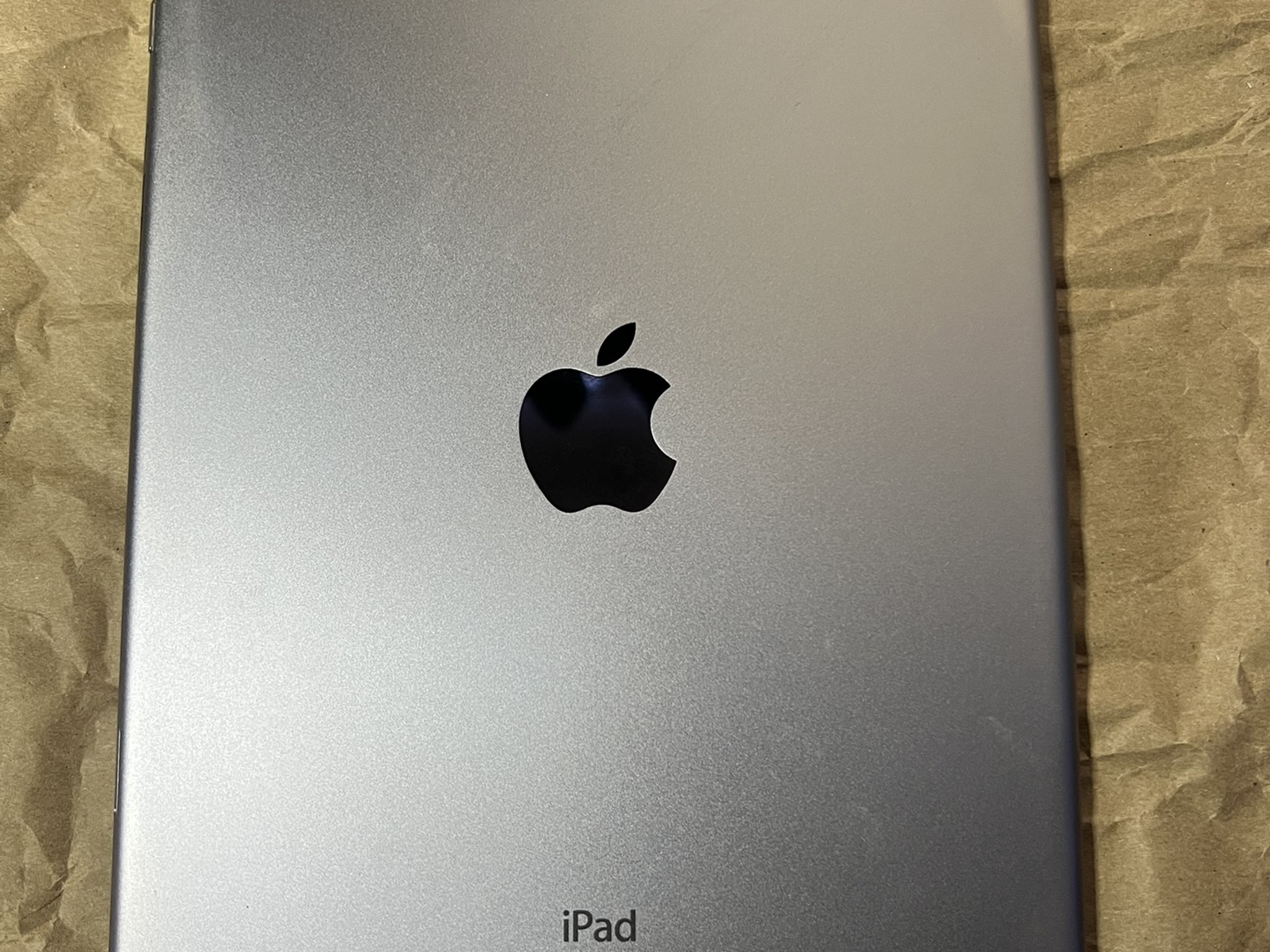 Apple iPad Air 2 – Wi-Fi + Cellular – 128GB – Space Gray