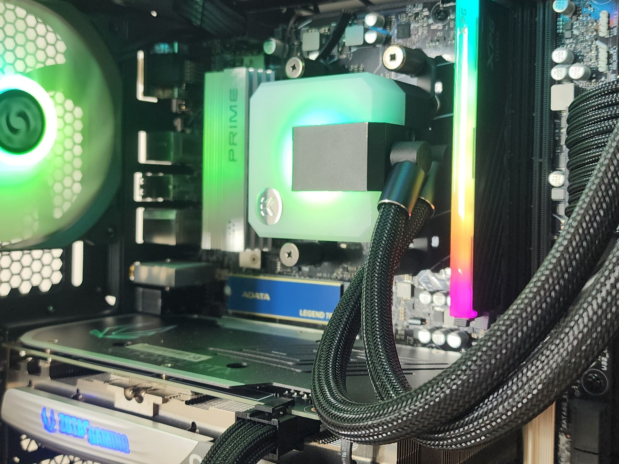 Gaming PC Ryzen 7 9700X 16GB RAM 1TB SSD RTX 4060 Ti 16GB Windows 11 Computer