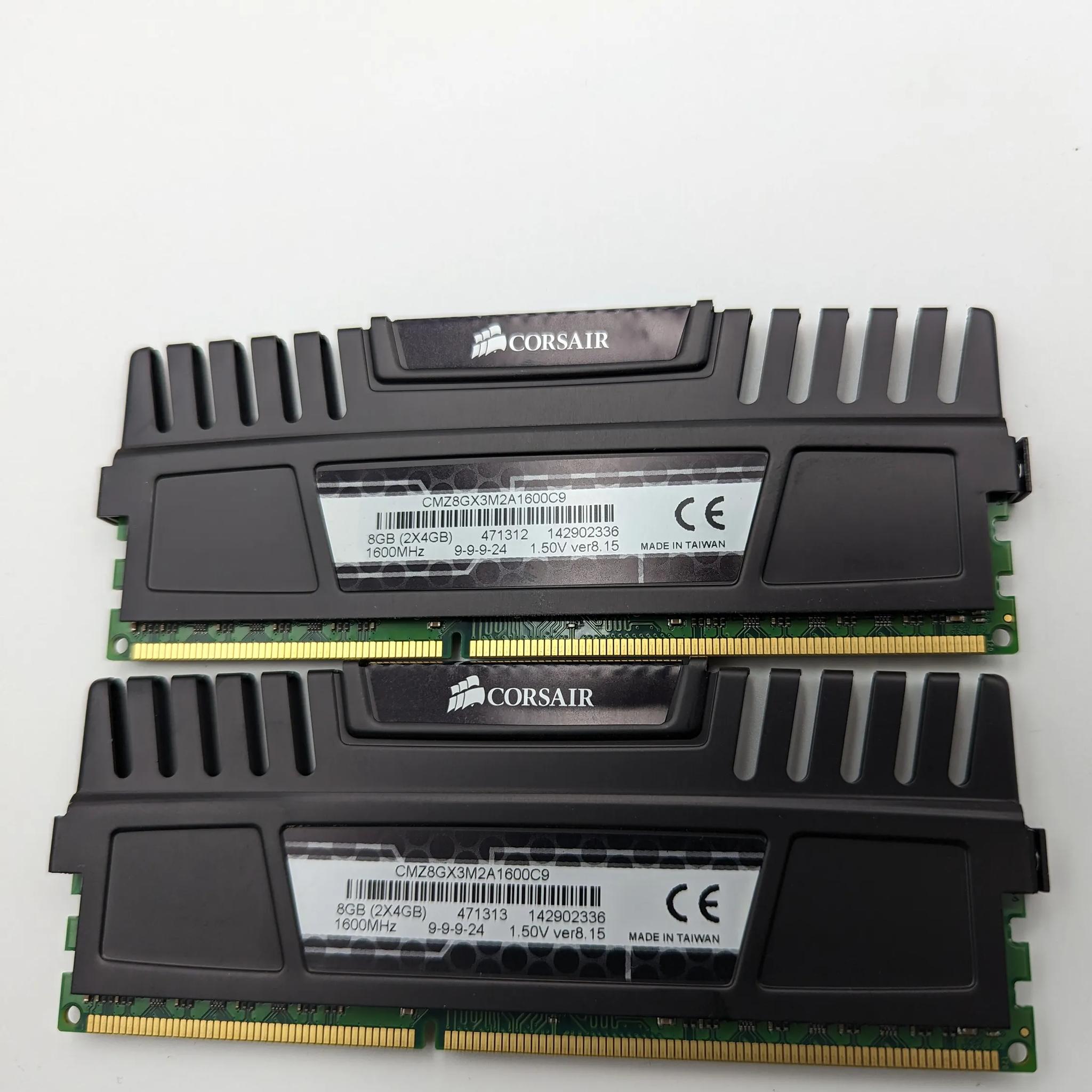 Corsair Vengeance 8gb kit DDR3 1600mhz
