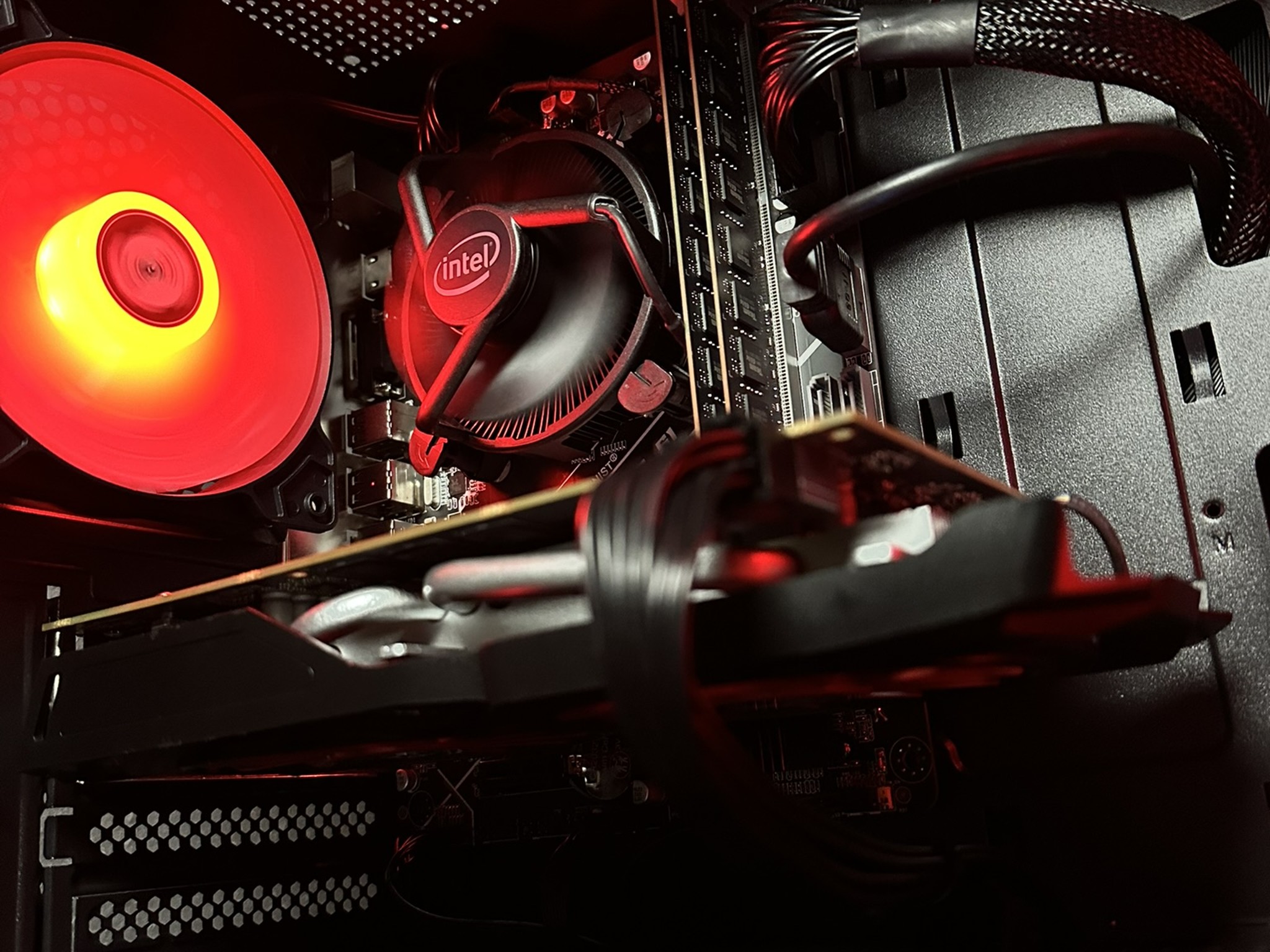 Intel i7 // RX 580 Starter Gaming Pc