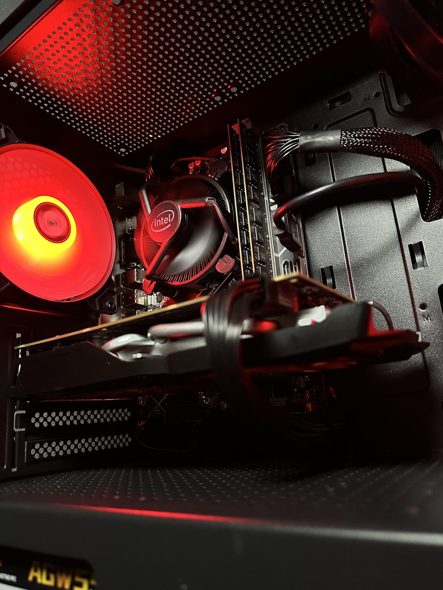 Intel i7 // RX 580 Starter Gaming Pc