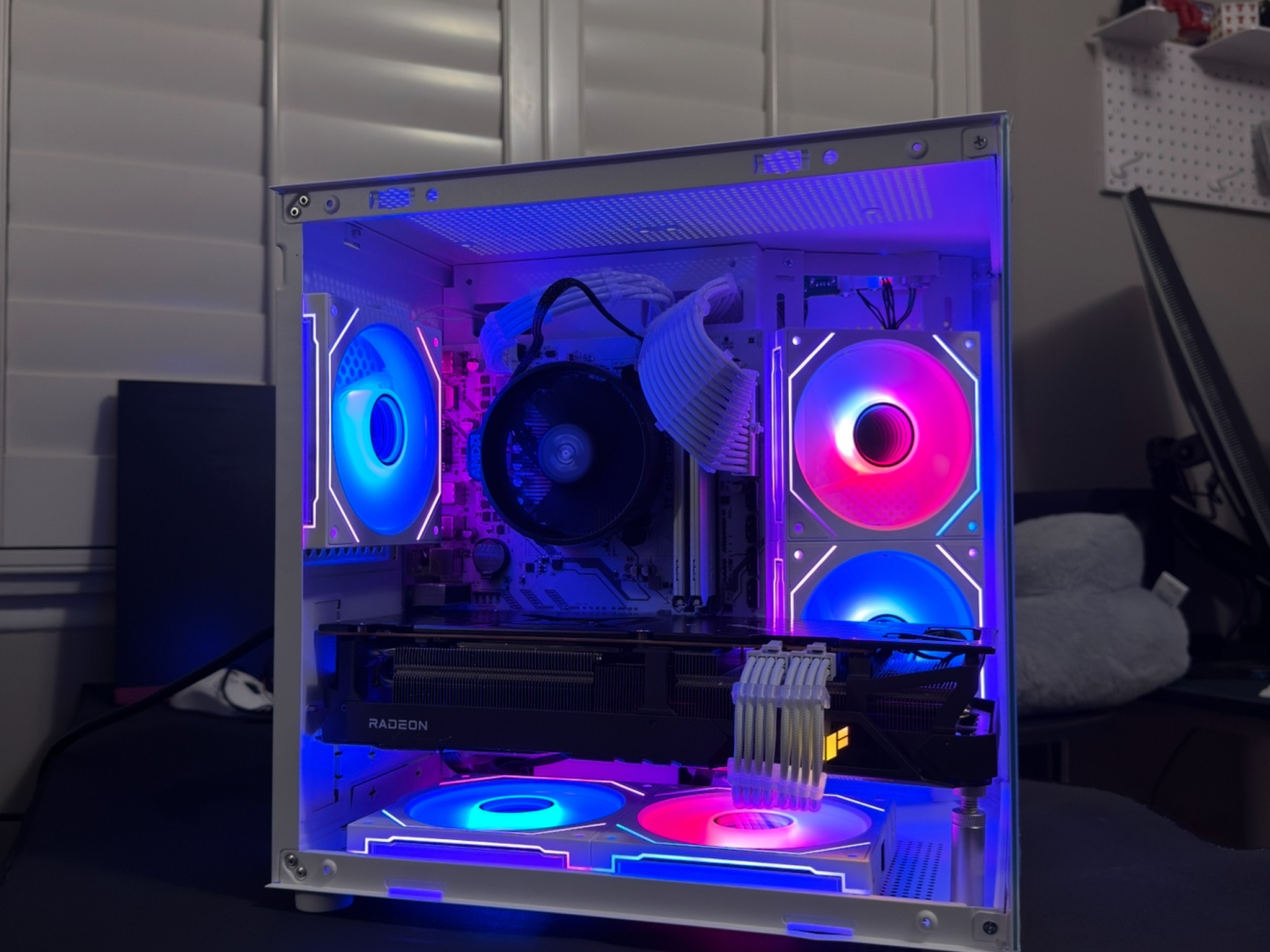 1440p COMPACT GAMING PC | 6700xt | RYZEN 5 5600 | 32GB RAM | 1TB M.2
