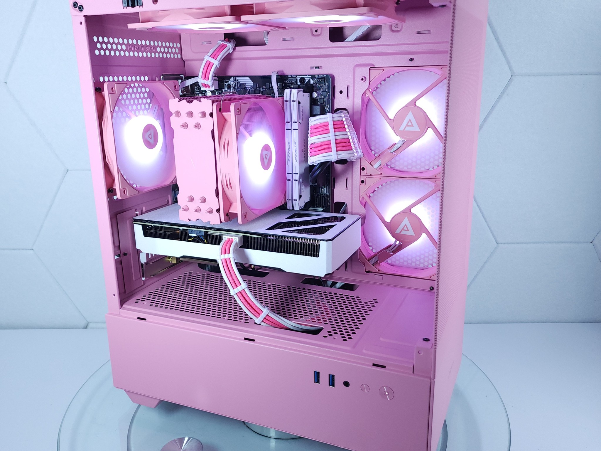 💗RTX 4070●Core i5 12400F●1440p Gaming Computer