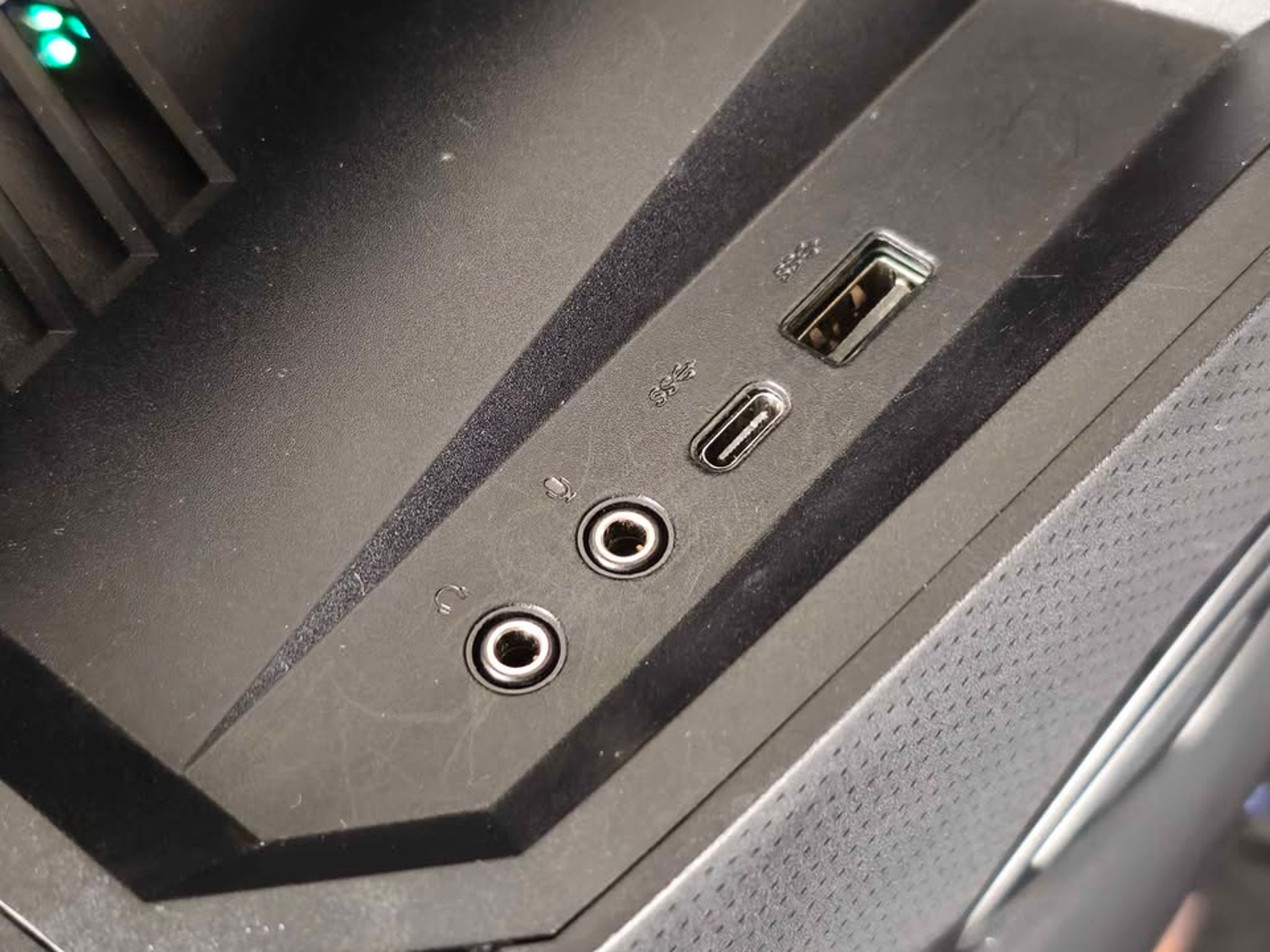 Plug n' Play Starter Gaming PC - Nvidia 3060 12GB | Ryzen 7 1800X | 16GB RAM | 2TB Storage | Wi-Fi