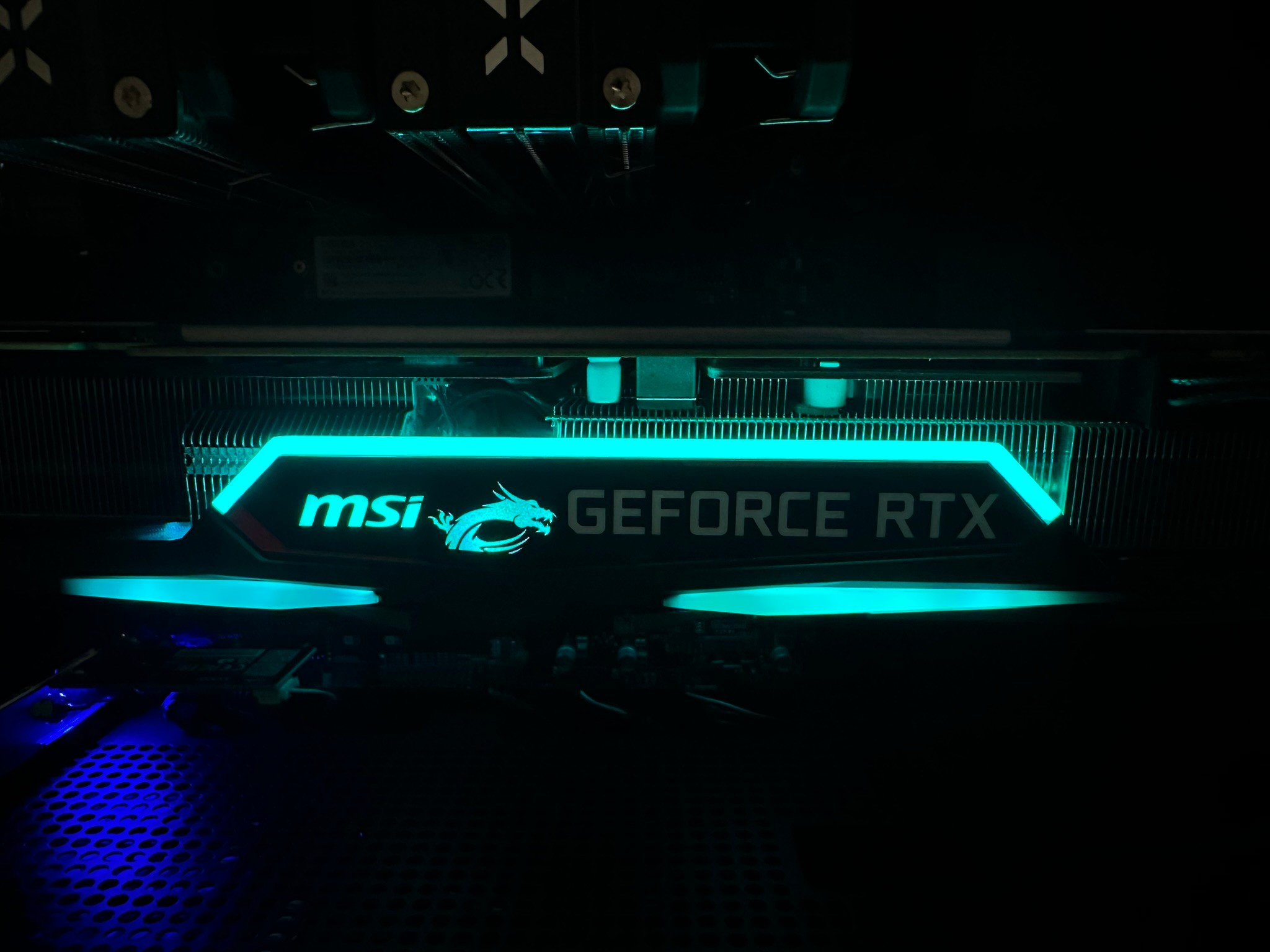 Intel i7-9700 / RTX 2080 / 1TB NVME / 16GB RAM