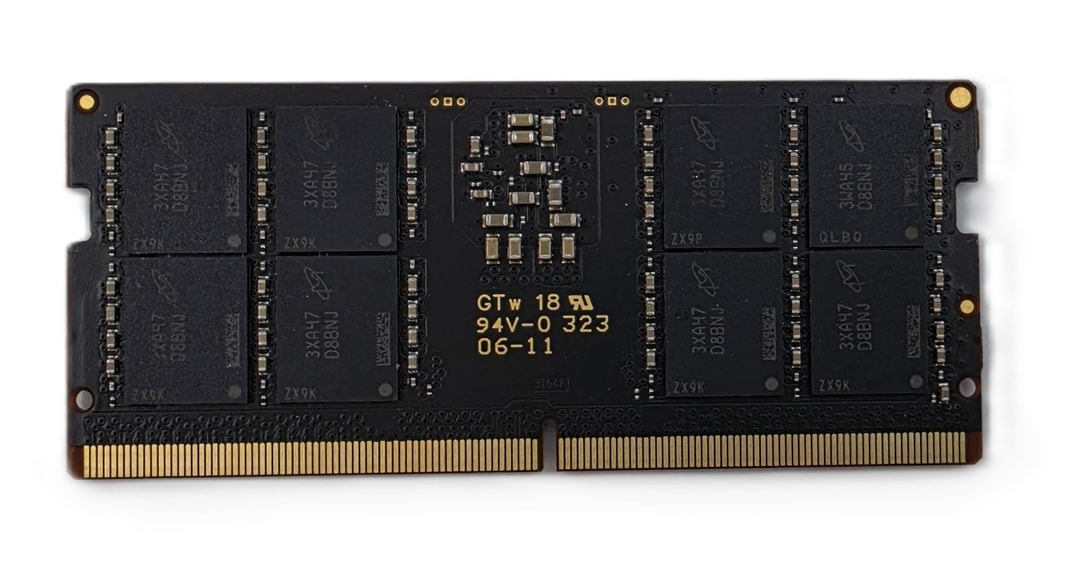 Crucial 32GB DDR5-4800 SODIMM Laptop RAM – CT32G48C40S5 | Jawa