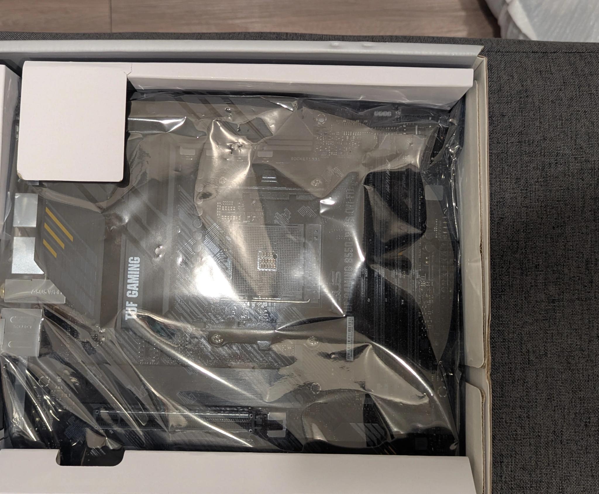 Asus TUF B-550 PLUS Gamng WIFI and 64GB DDR 4 Corsair Vengance RGB PRO
