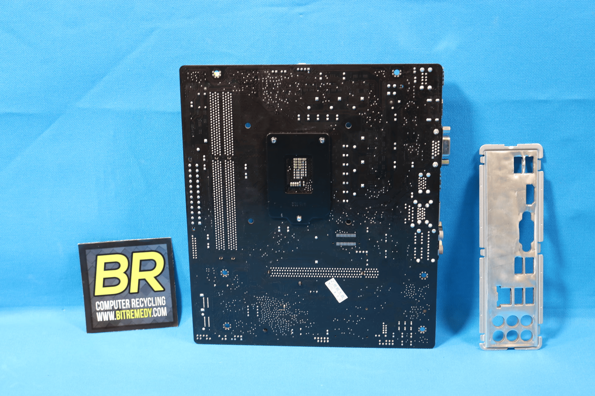 Asus H110-M/M32CD/DP_MB Intel LGA1151/Socket H4 DDR3L MicroATX Desktop Motherboard & I/O Shield