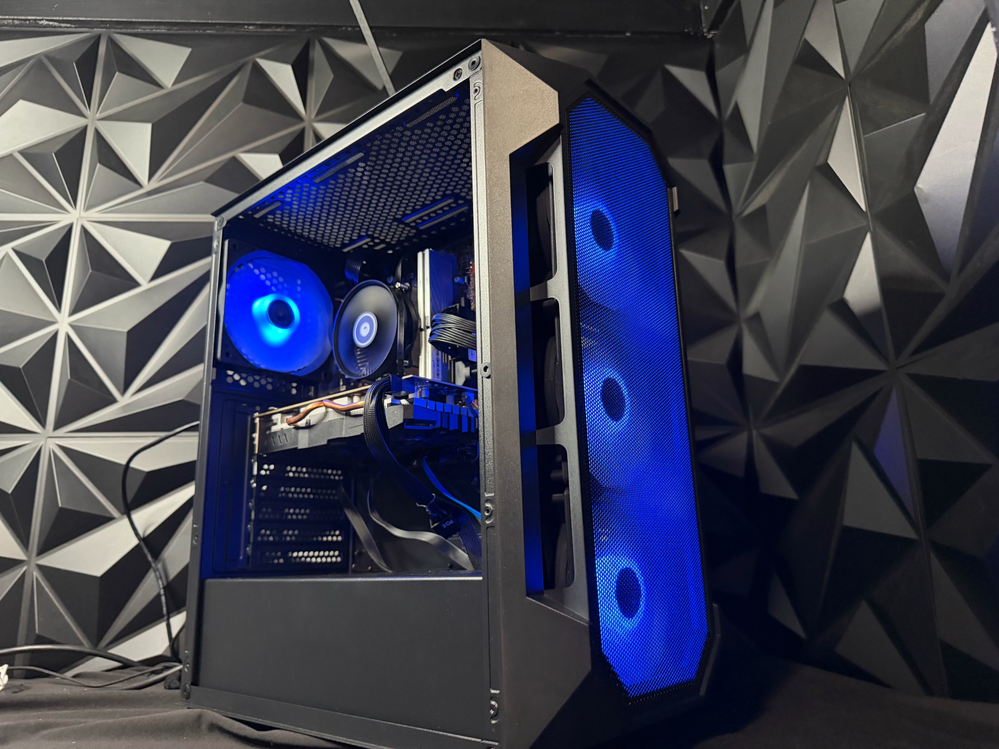 💅🔥 BUDGET BADDIE 🔥💅 i5 10500T| RX 580 8 GB | 16 GB DDR4| 512 SSD| 650W PSU