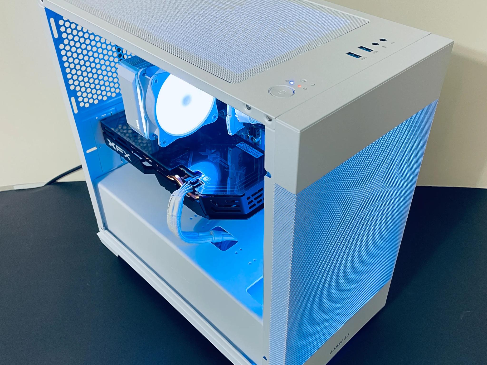 ⚡Great Value White Gaming PC - Intel Xeon 10-cores ● 16GB RAM ● 512GB SSD ● Wi-Fi ● AMD RX 580 8GB