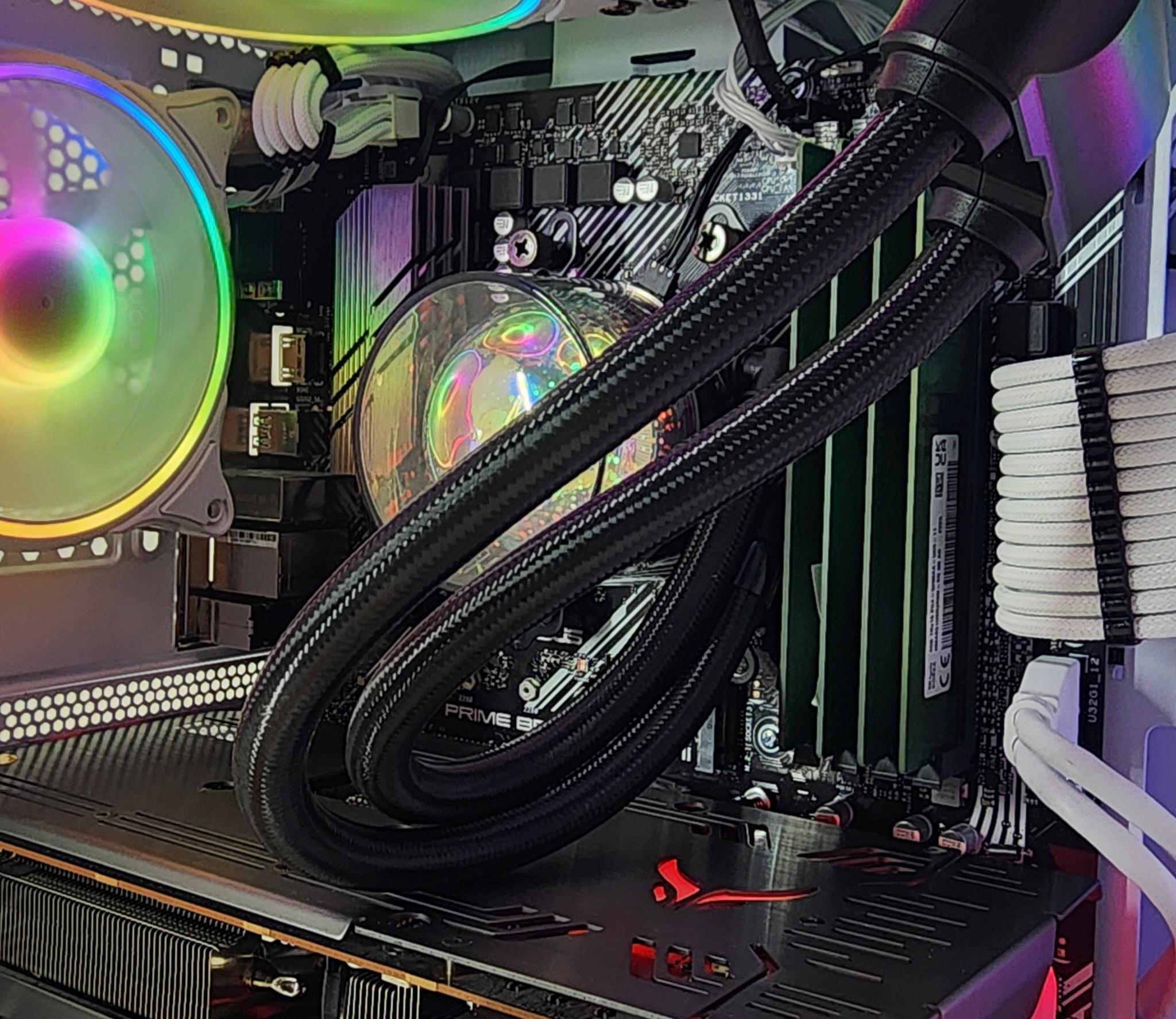 Gaming PC Ryzen 7 5700X 16GB RAM 500GB SSD RX 6600 XT 8GB Windows 11 Computer