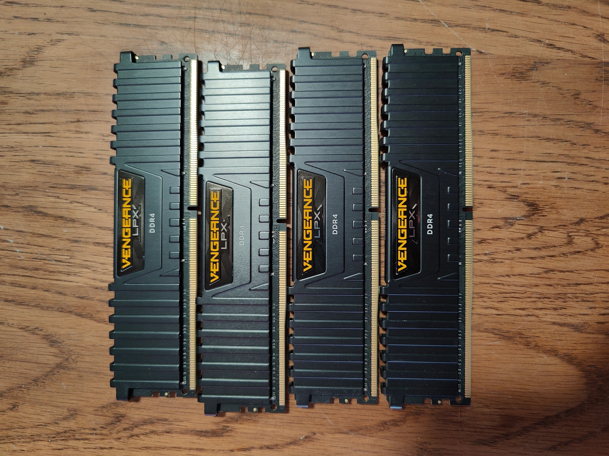 32GB (2x16GB) Corsair Vengeance LPX DDR4-3200 Memory - CMK32GX4M2E3200C16