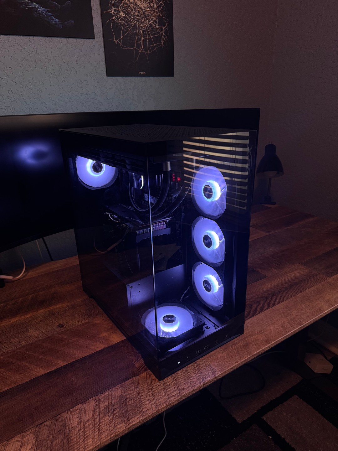 Ryzen 5 3600 | Rx 5700xt | 16gb 3000mhz | 256gb ssd windows 11 | Jawa