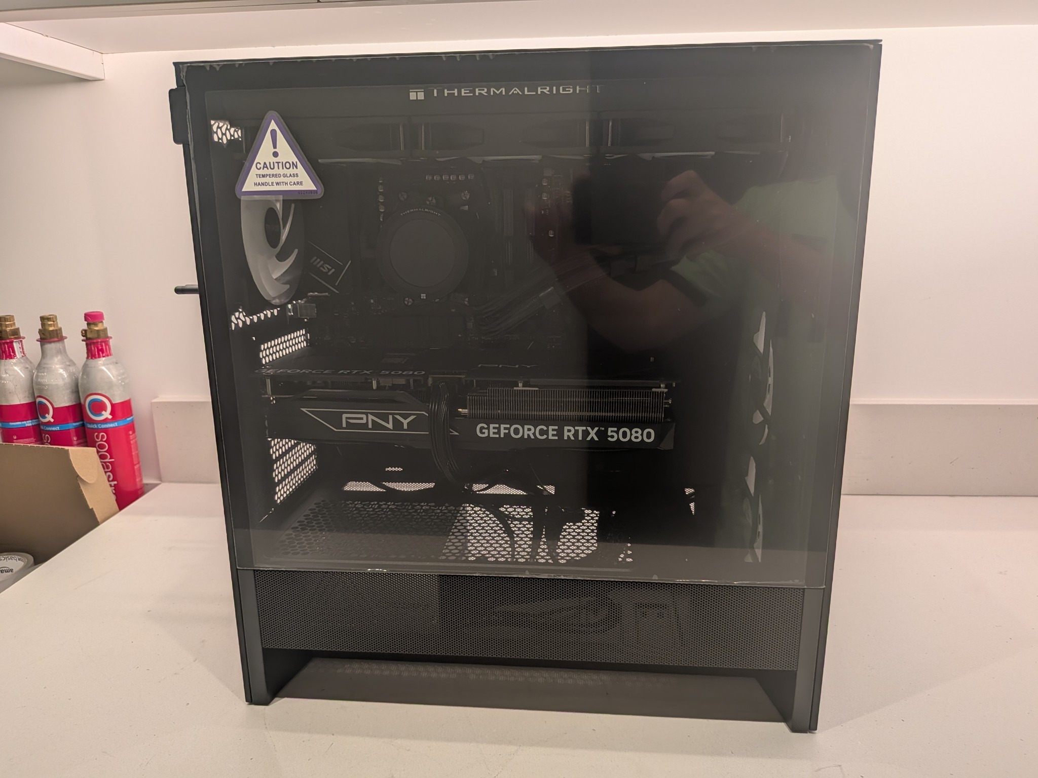 4K Powerhouse - RTX 5080, Ryzen 7 7800X3D, 32 GB DDR5, 2 TB, Liquid Cooled, RGB